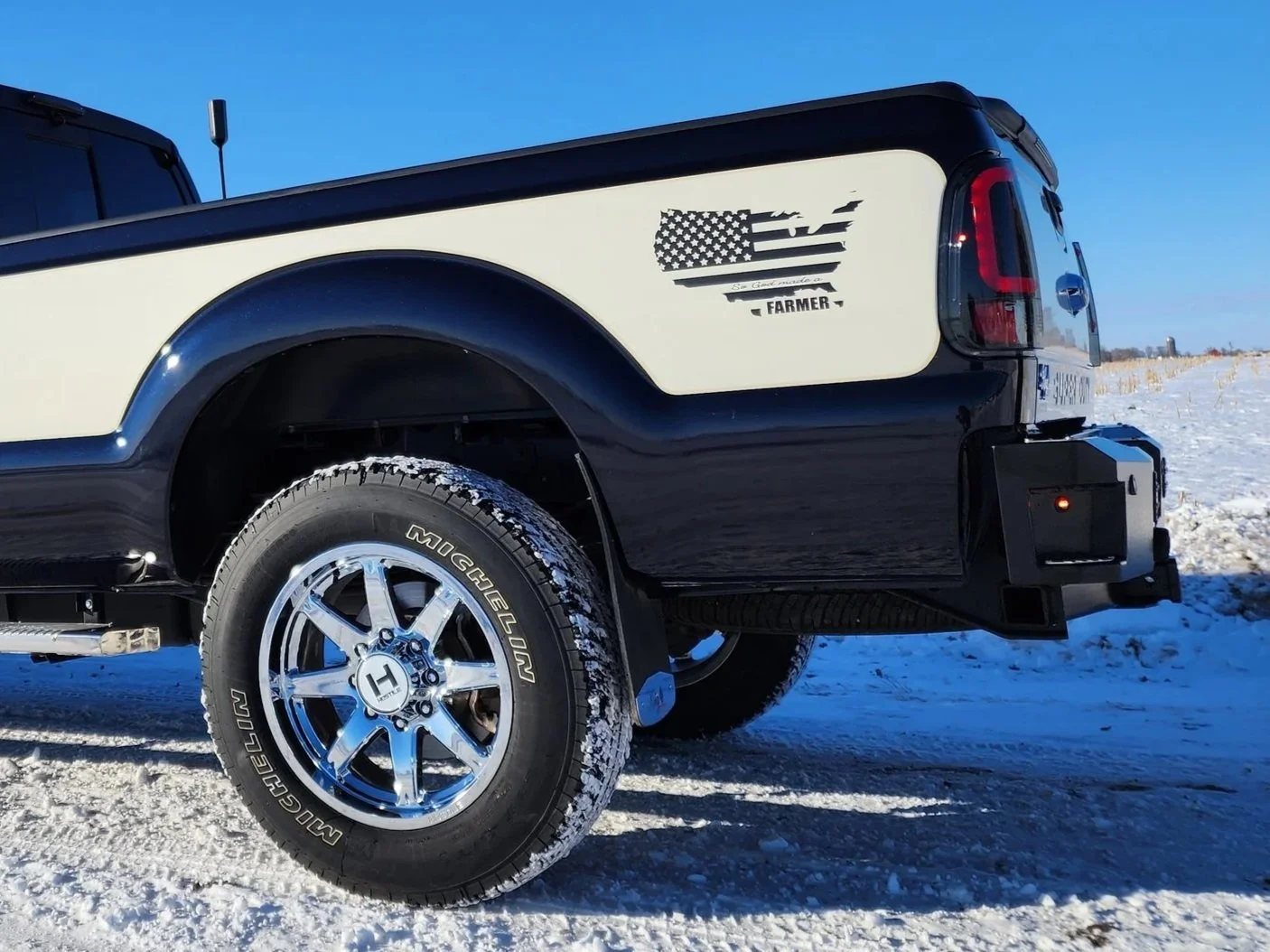 2016 Ford F350, Lariat, unique paint job, old style paint job, white and blue