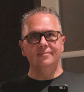 Dr. Stéphane C..png