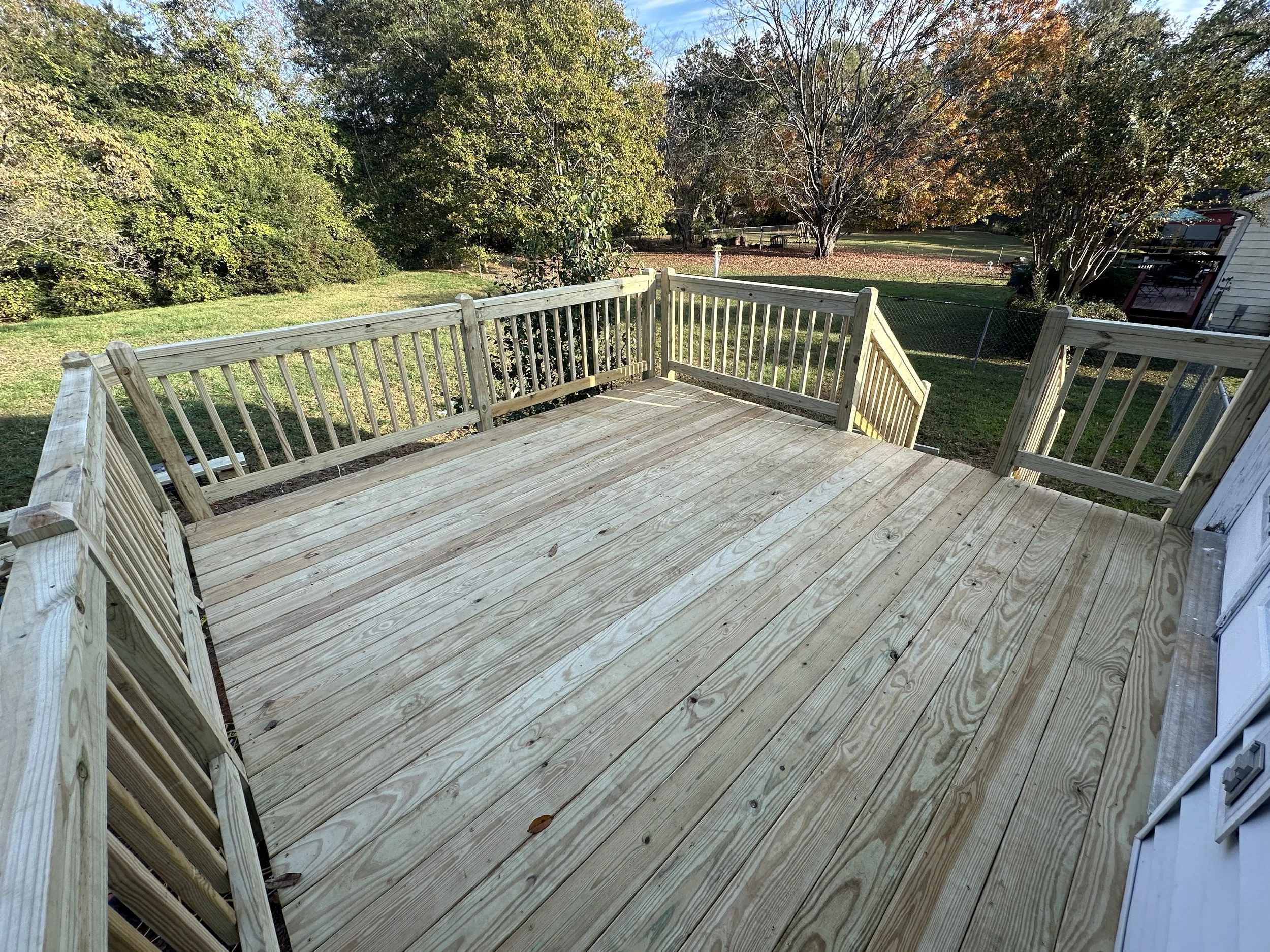 deck2222.JPG