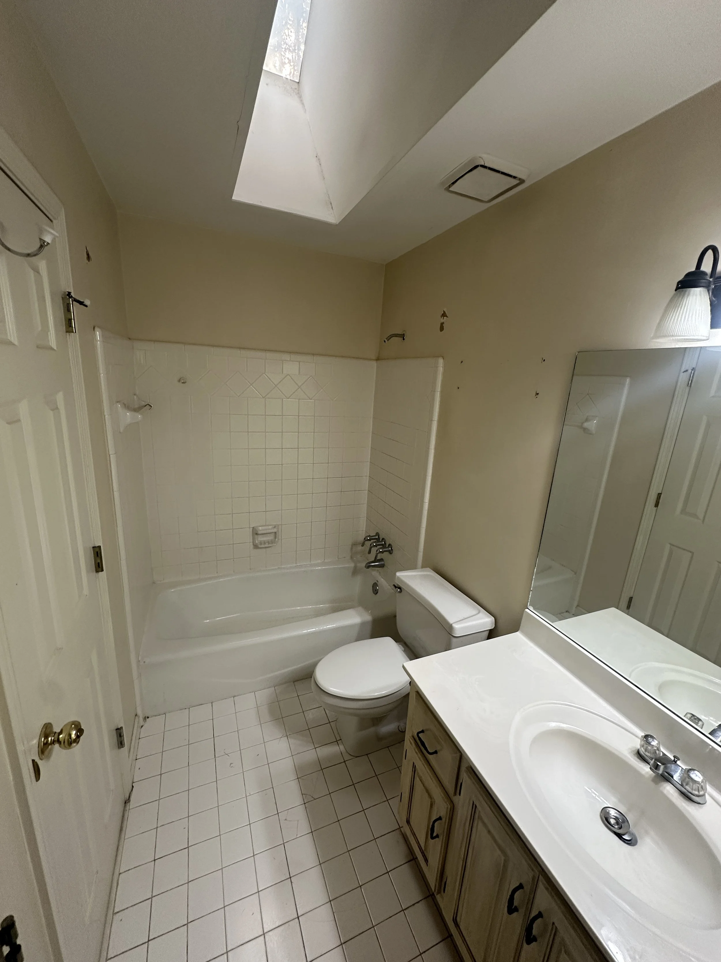 bathroom22.JPG