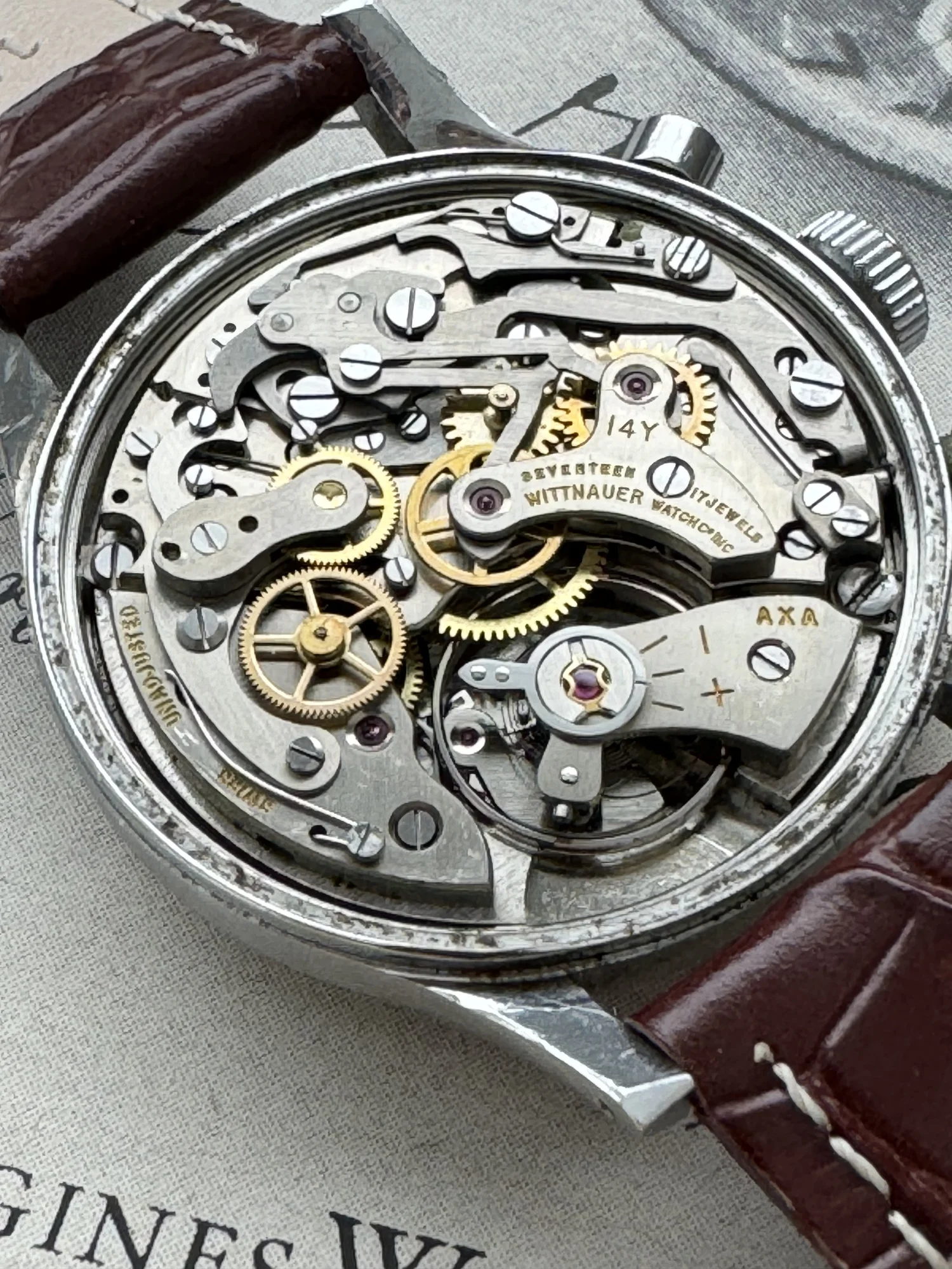 Vintage 1940s Wittnauer Chronograph | 14Y 17 Jewel Movement | Just