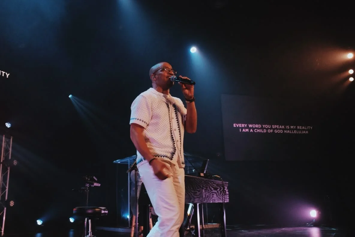 SOLD OUT @jonreddick show in Detroit this past weekend! 🙌 We are honored to get to work with @familyliferadio and grateful to come alongside them to help bring @intentionallifeevents to life! What an incredible night in Detroit! Excited for three mo