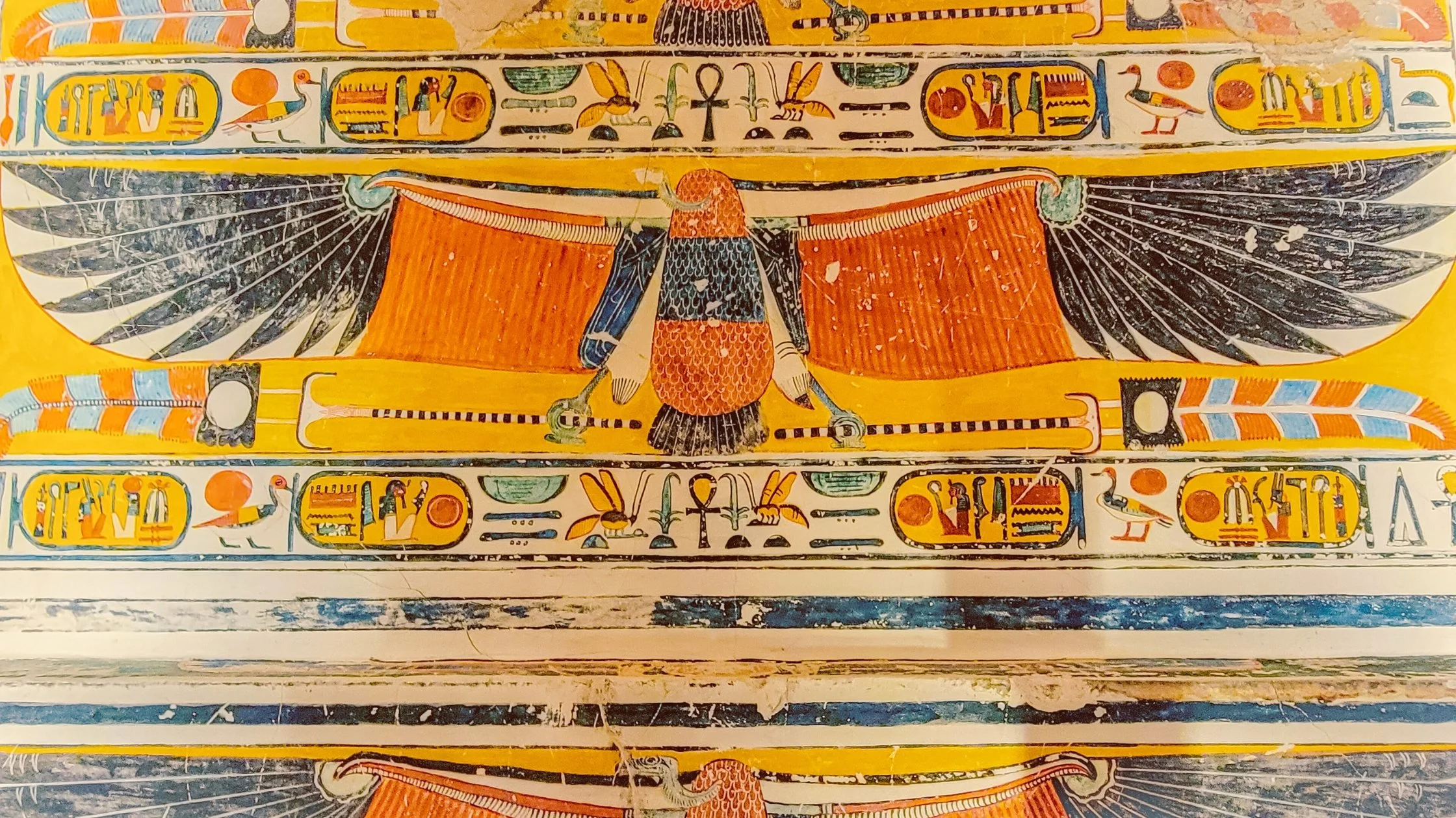 egyptian-mythology-handmade-candle-wooden-wick-goddess-isis-14.jpg