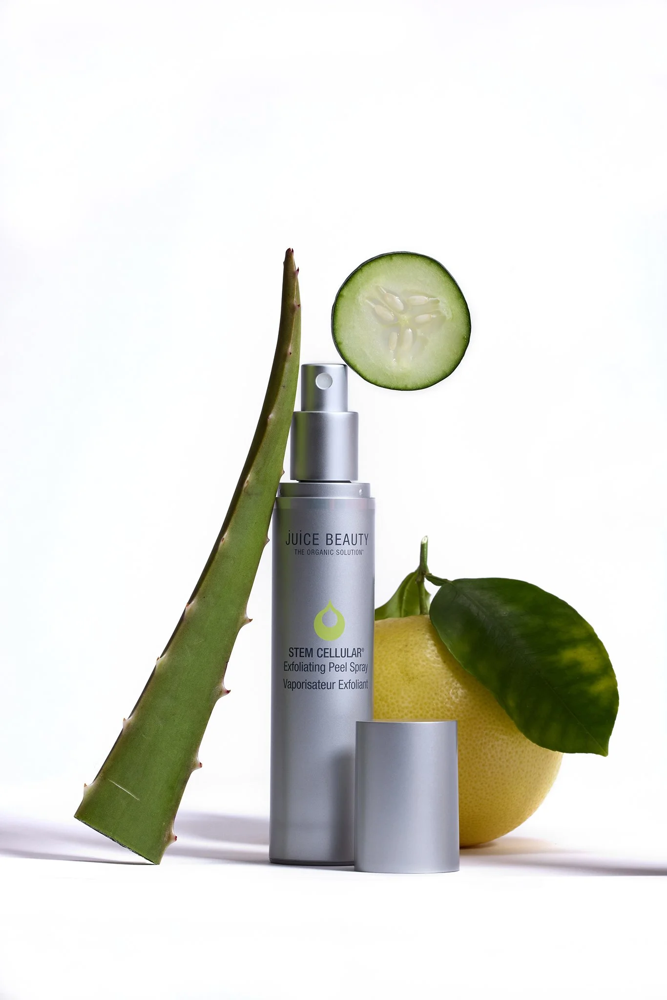 Lifestyle_ExfoliatingPeelSpray_0033_WR.jpg