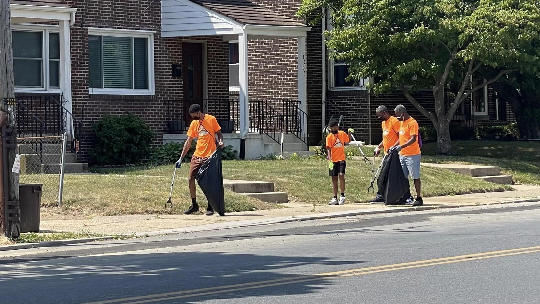 Neighborhood clean up.jpg