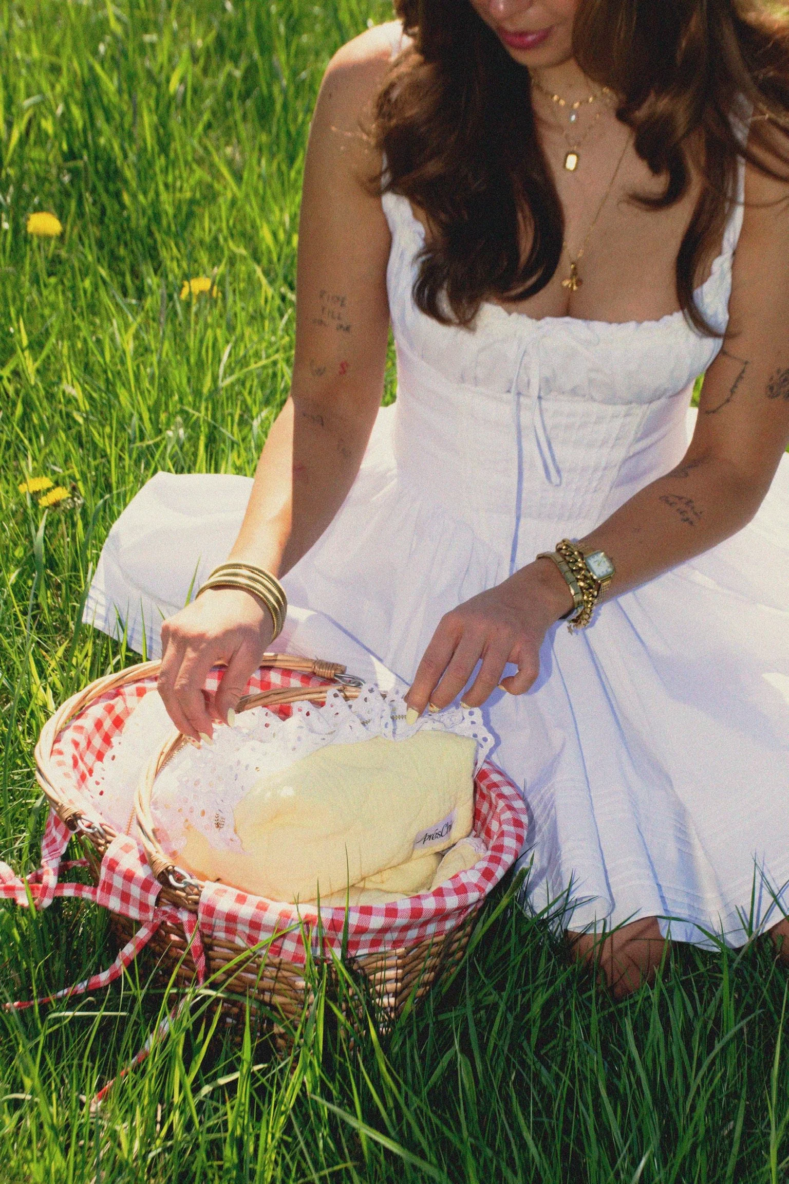 BRANDS - Aprés Chic "Butteryellow" collection