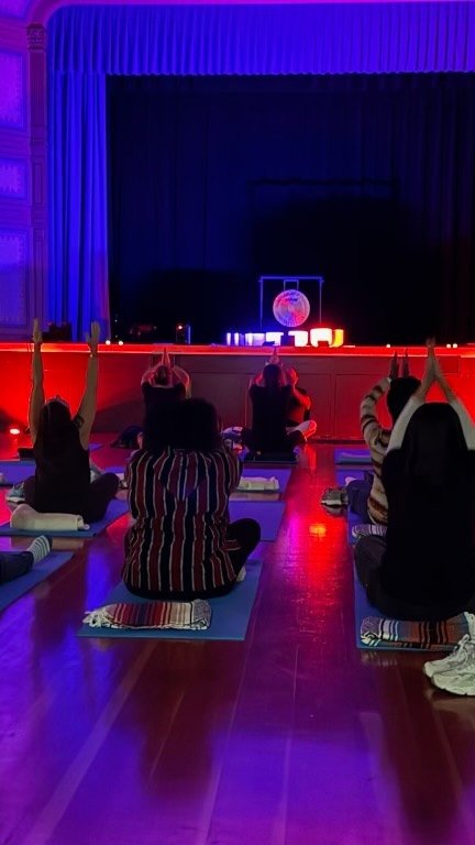 Friday Night Vibes was a beautiful event last week. We kicked off our series of Mental Health Tune-ups that we will host around the city. This event is part of my mental health awareness campaign @free_your_mind_sf For this event we provided a tea b