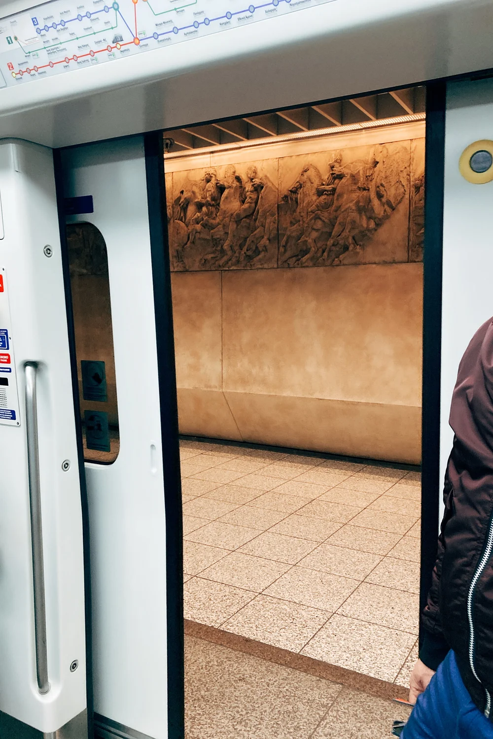 D5 Metro and archeology.JPG