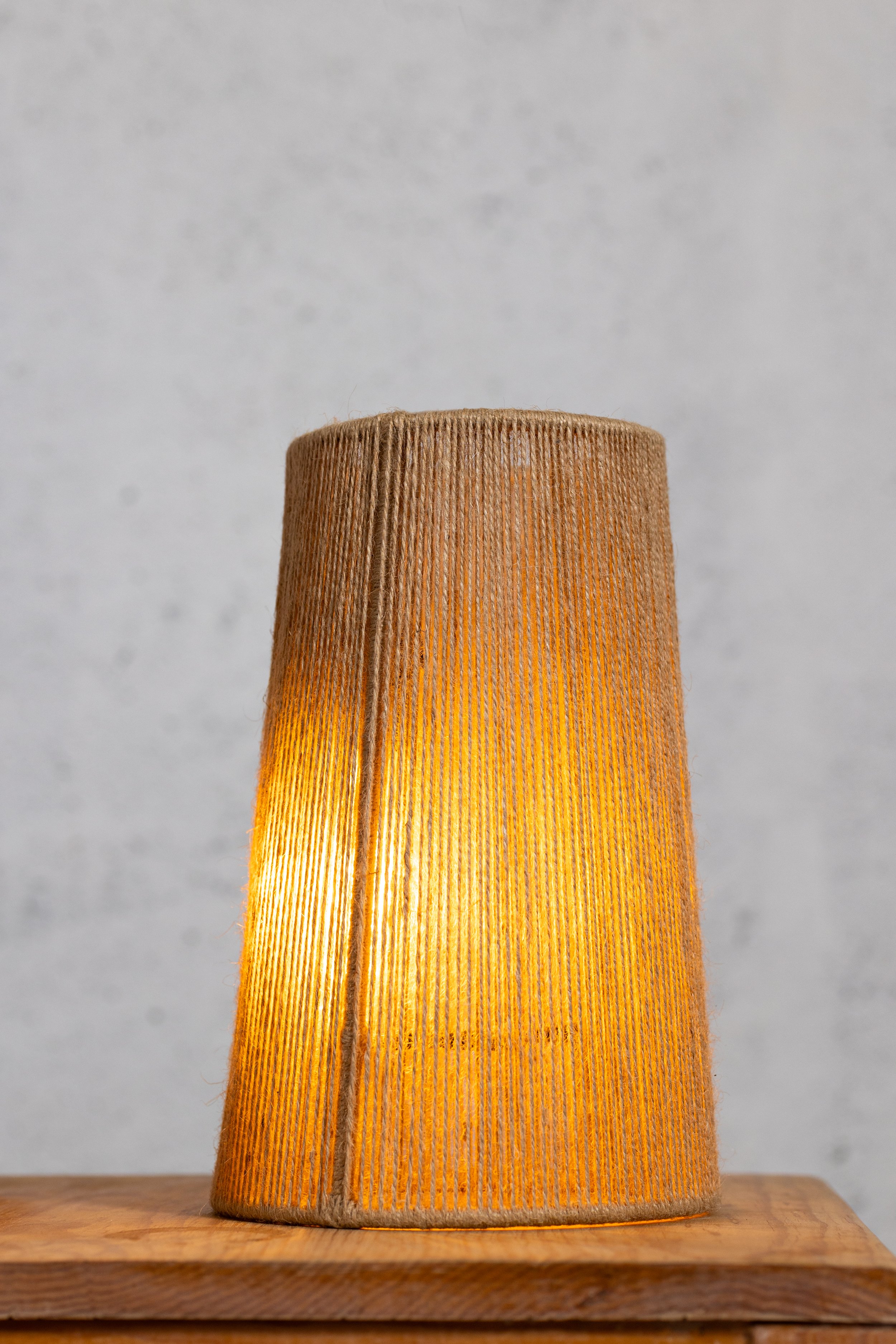 Light_H_2.jpg