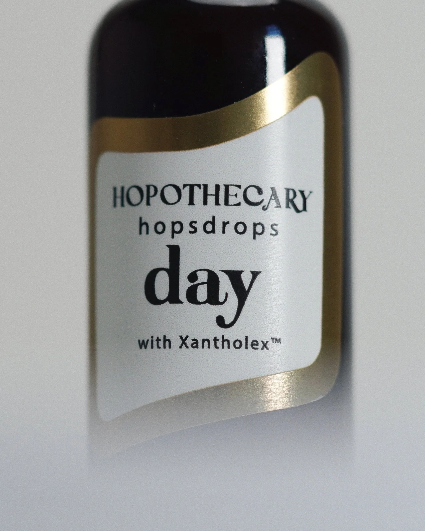 HOPSDROPS DAY A unique scientific formula containing XANTHOLEX&trade;

Aids in the prevention of:
Inflammation 
Metabolic syndrome
Boosts immune system
Promotes a healthy gut
Helps skin cell regeneration
Increase mental clarity
A highly effective ant