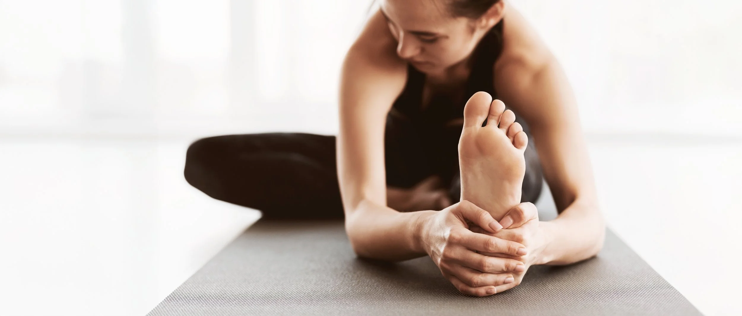 Can Tight Hamstrings Cause Low Back Pain? What Most People Miss