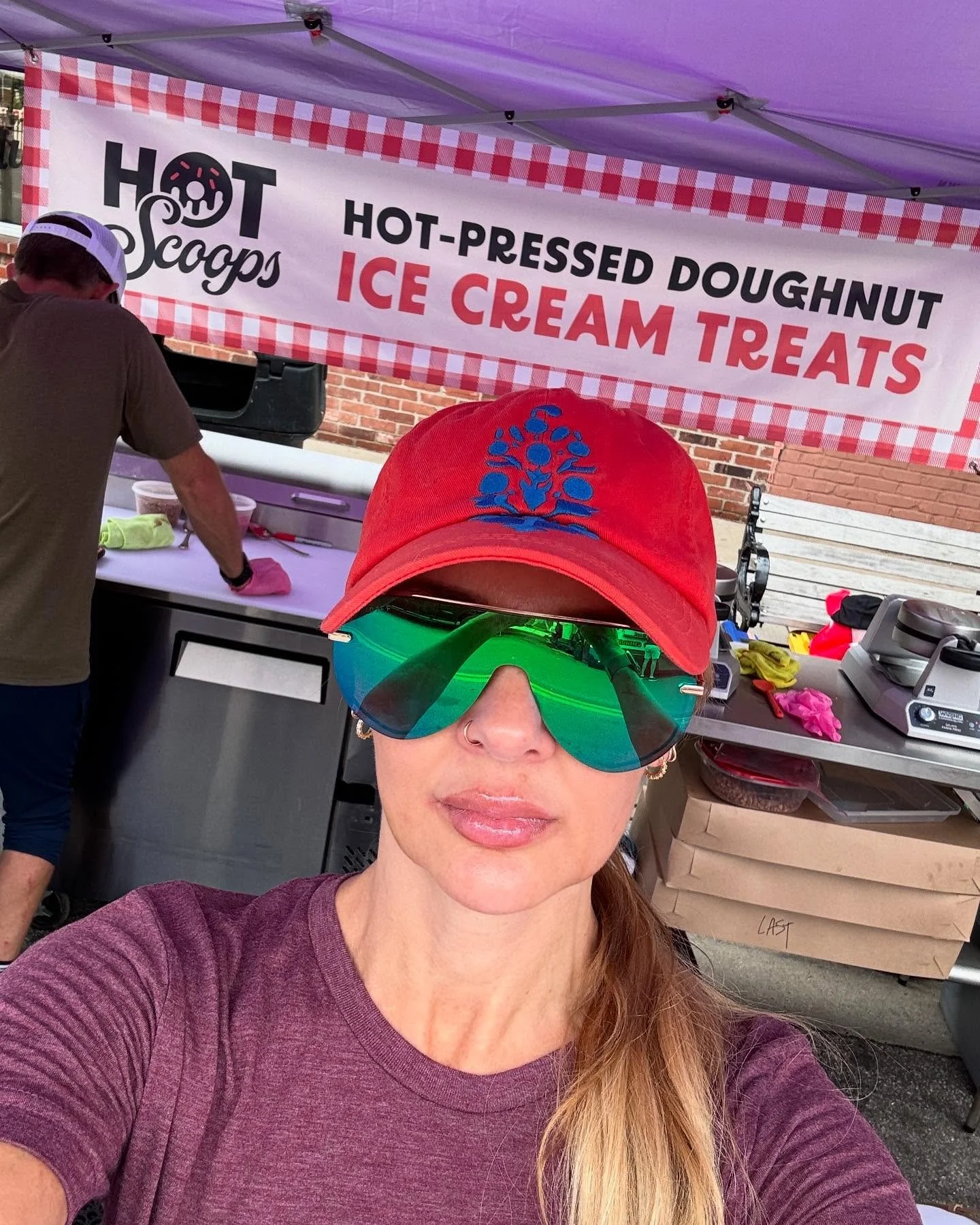 We are serious about our doughnuts!#hotscoops 
#targetcenter #minnesotanice #hopkinsmn @leiacsimon @mnstevesimon