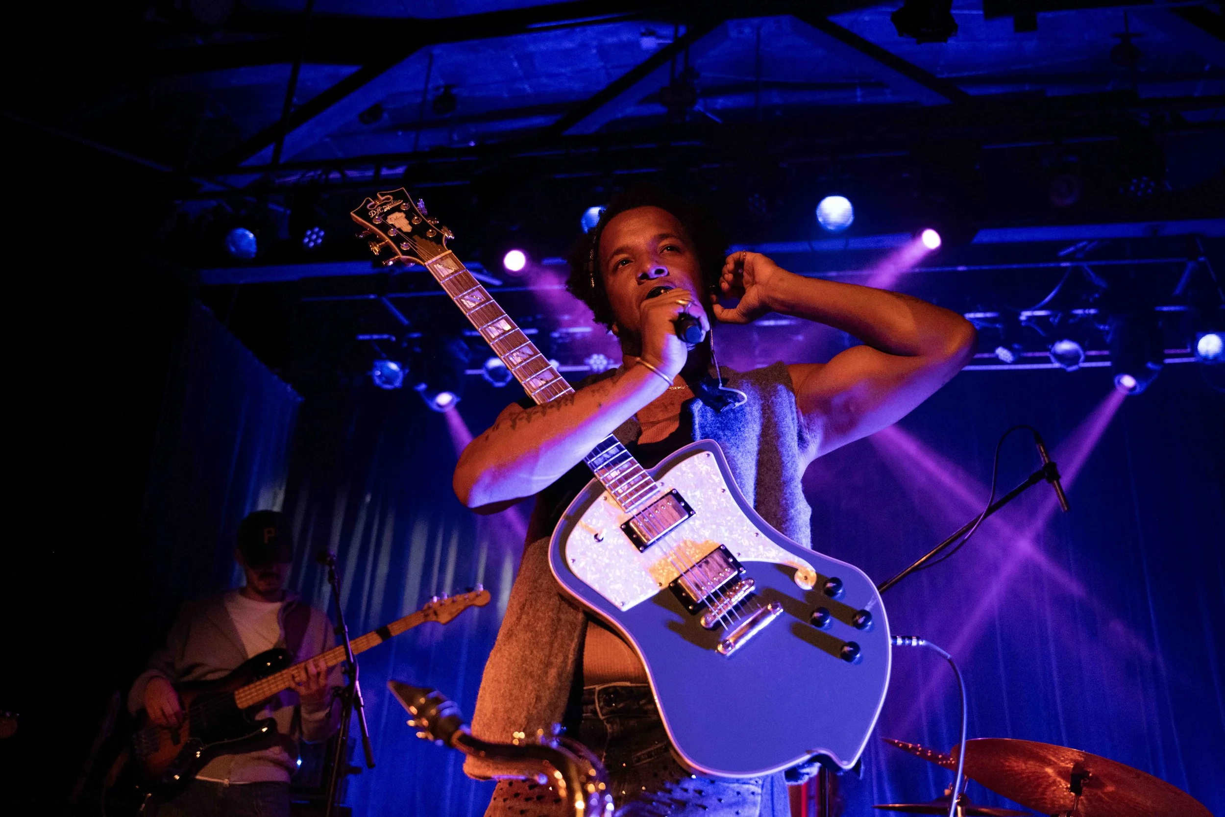 Live Review: Cautious Clay