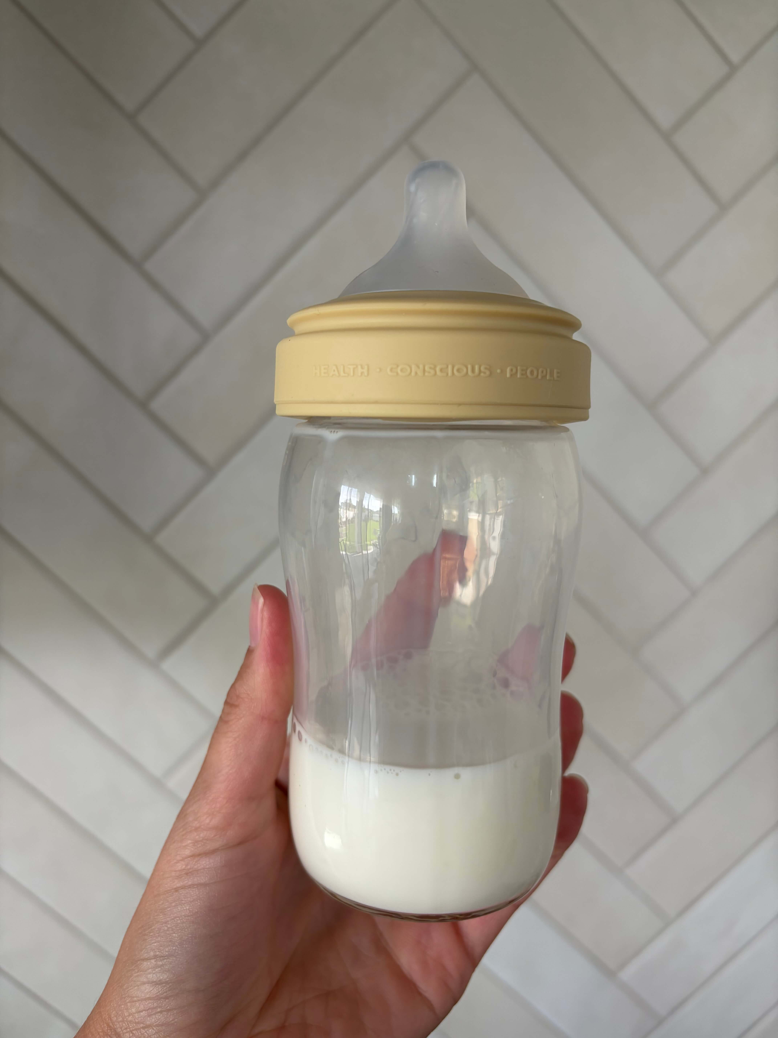 Best Glass Baby Bottle Tested: An Honest Review