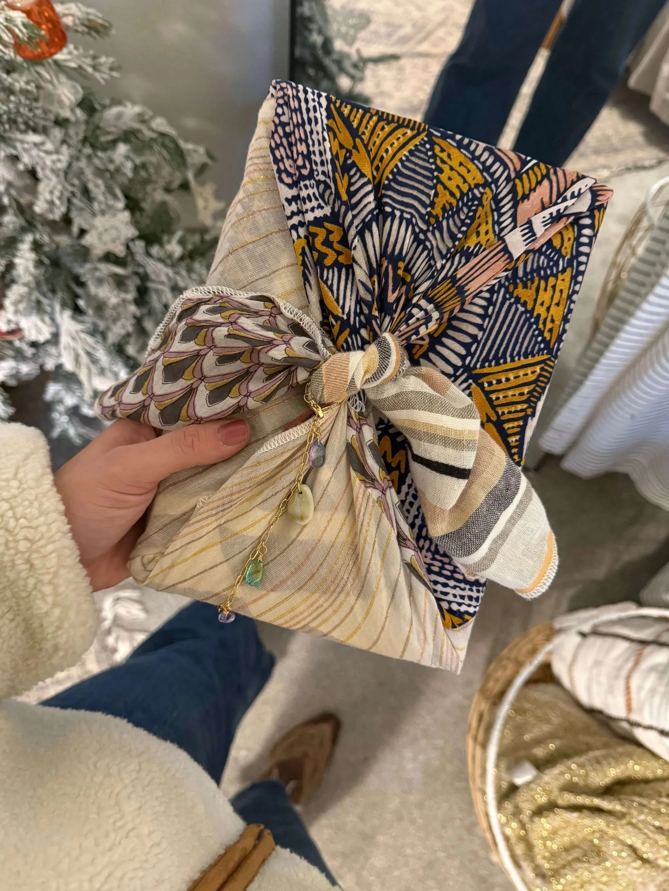 Sustainable Gift Wrapping Ideas: Beautiful, Plastic-Free Holiday Wrapping