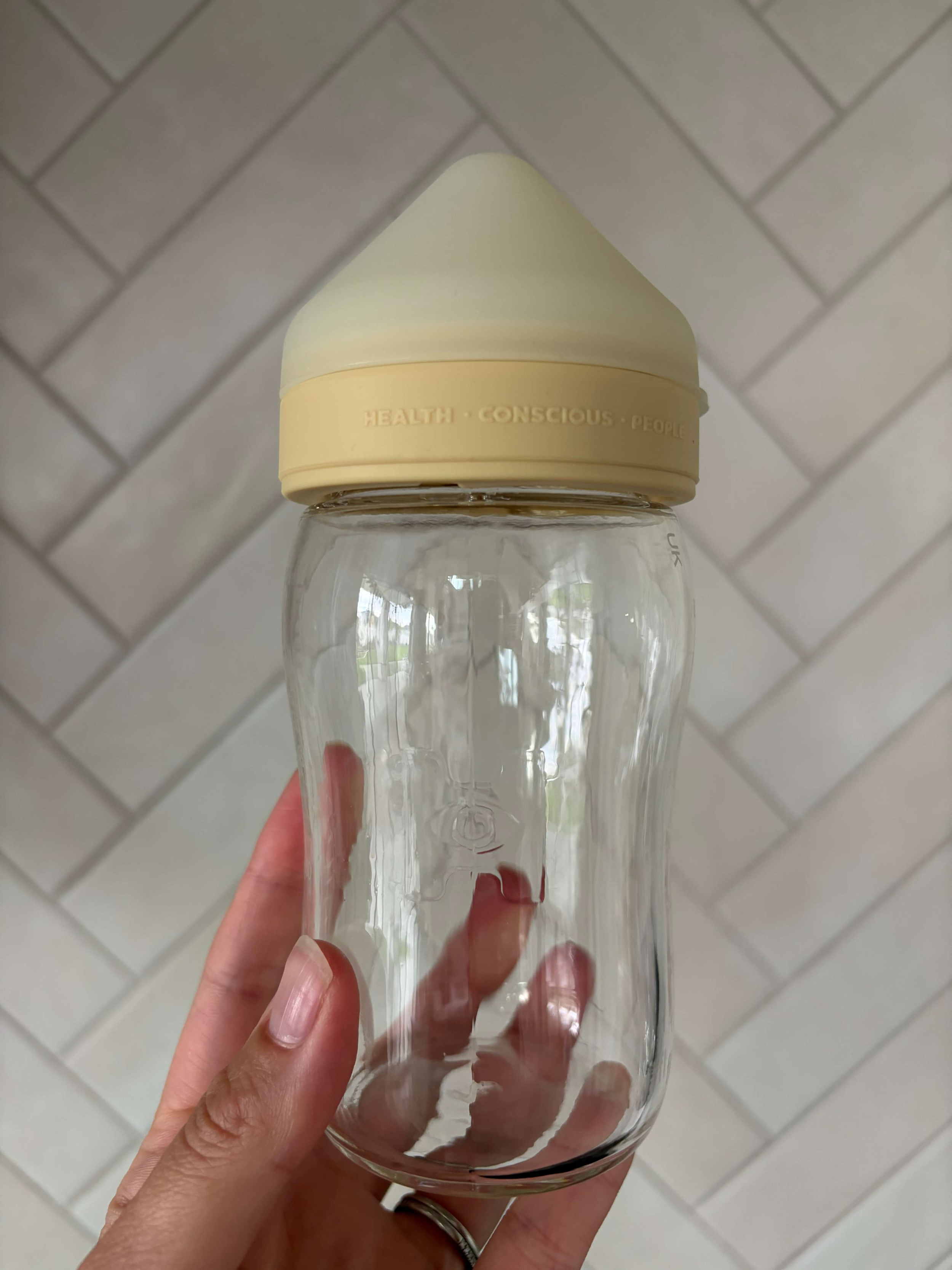health conscious non-toxic plastic-free glass baby bottle