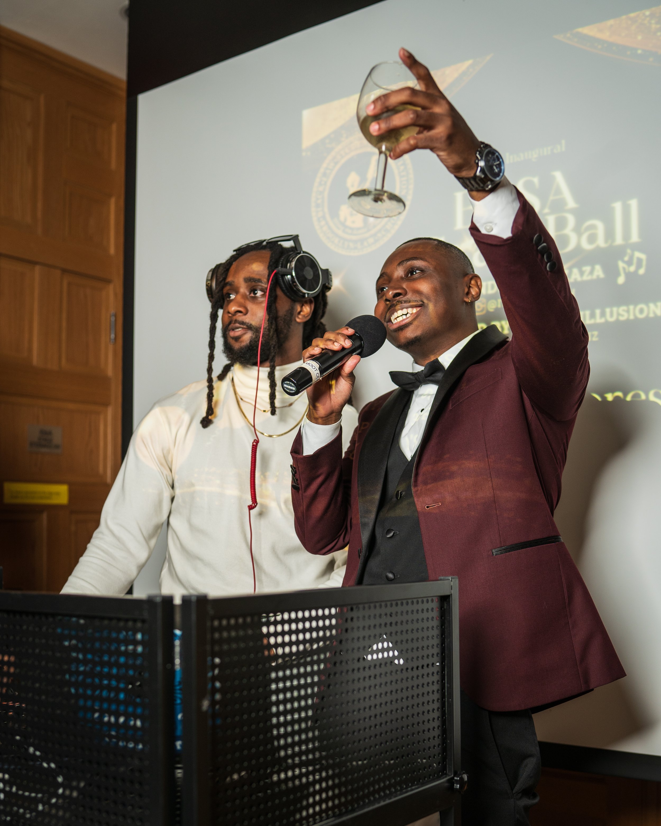 DJ Moza & Podium-10.jpg