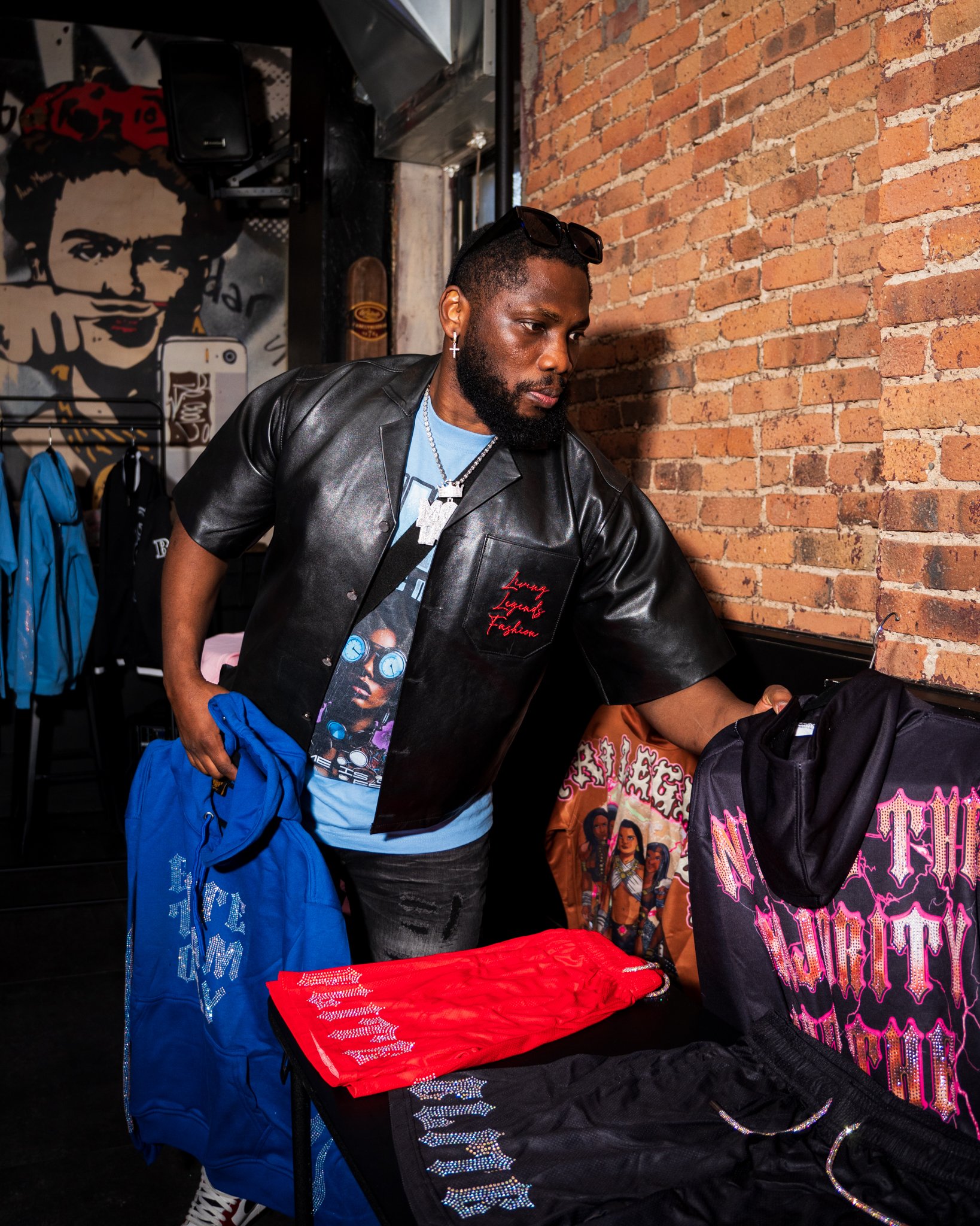 Living Legens Pop Up-001.jpg