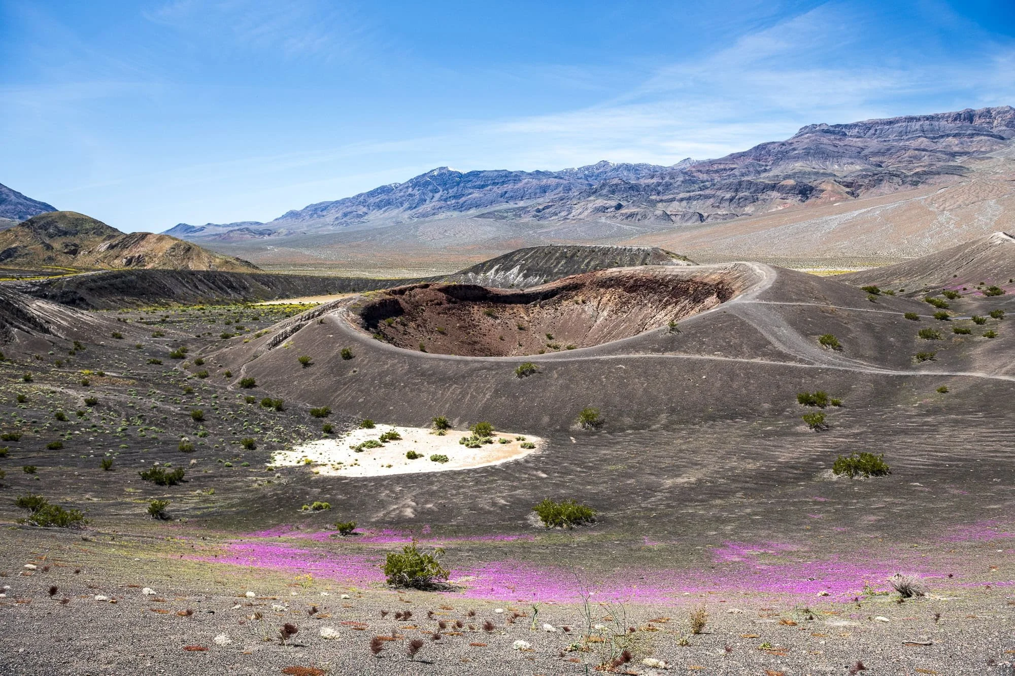 Death Valley Crater2 a.jpg