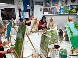 The Carswell Centre Eaglesham Adult Mixed Media Art Classes 2 Hours p/wk for 6 Weeks