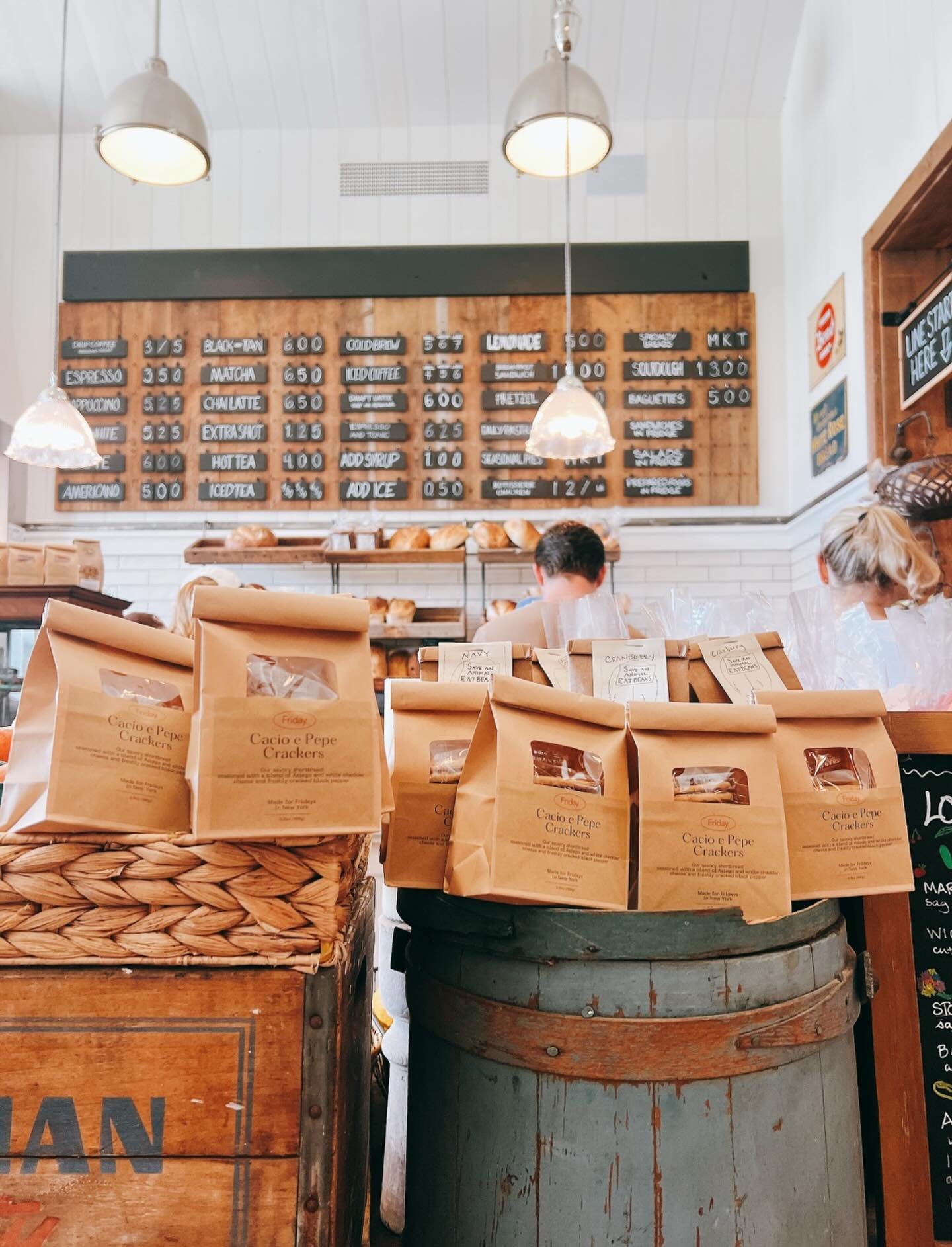 Did someone say summer is ending? We don’t think so π. Stock up on Friday this weekend at @sagaponackgeneralstore.
