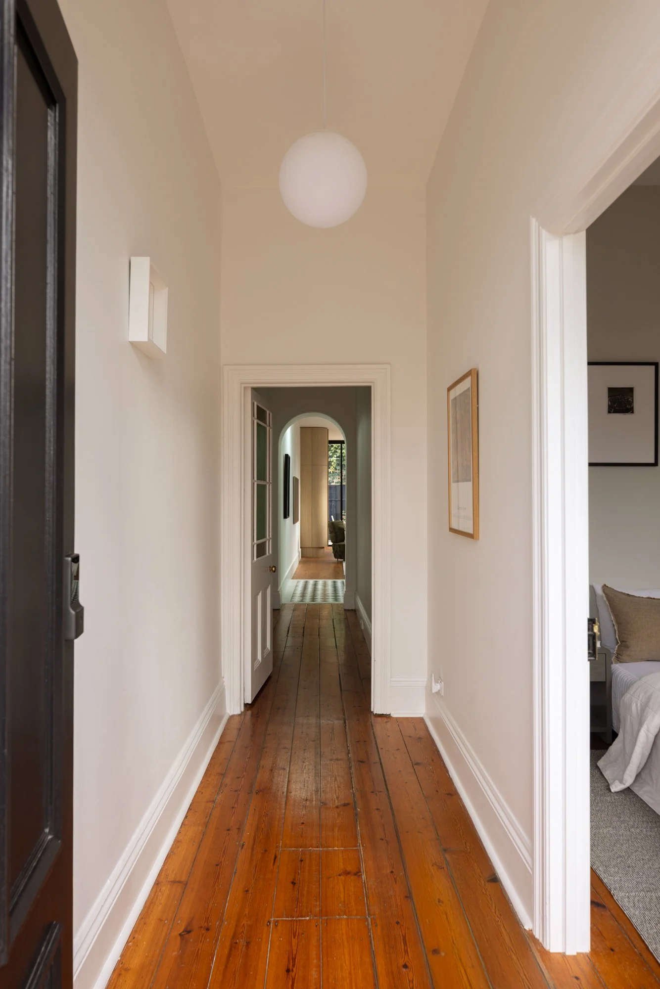SM_Sells_NorthAdelaideTerrace-17.jpg