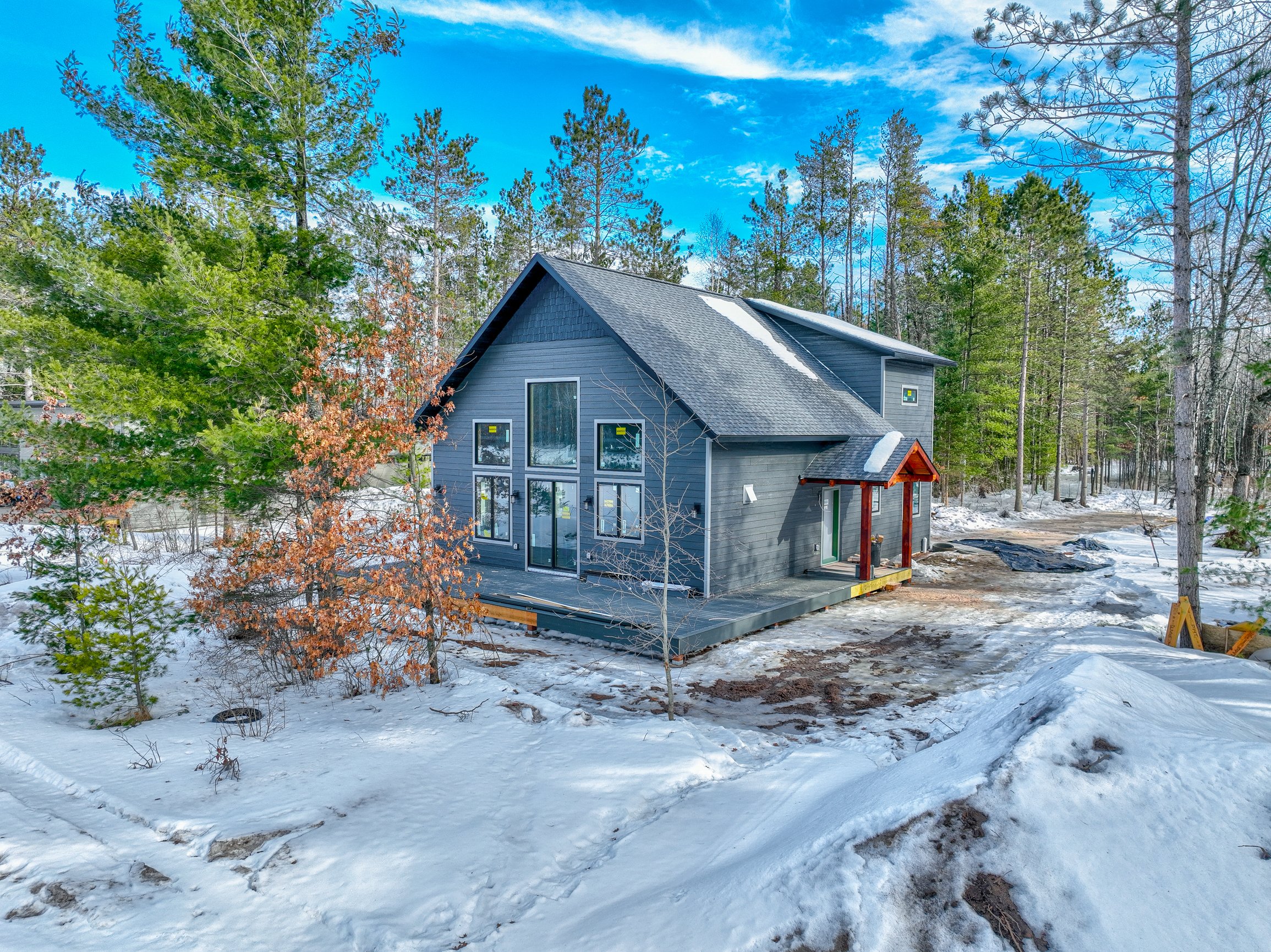 “The Reflection Enlarged” | 3bd/2bath 