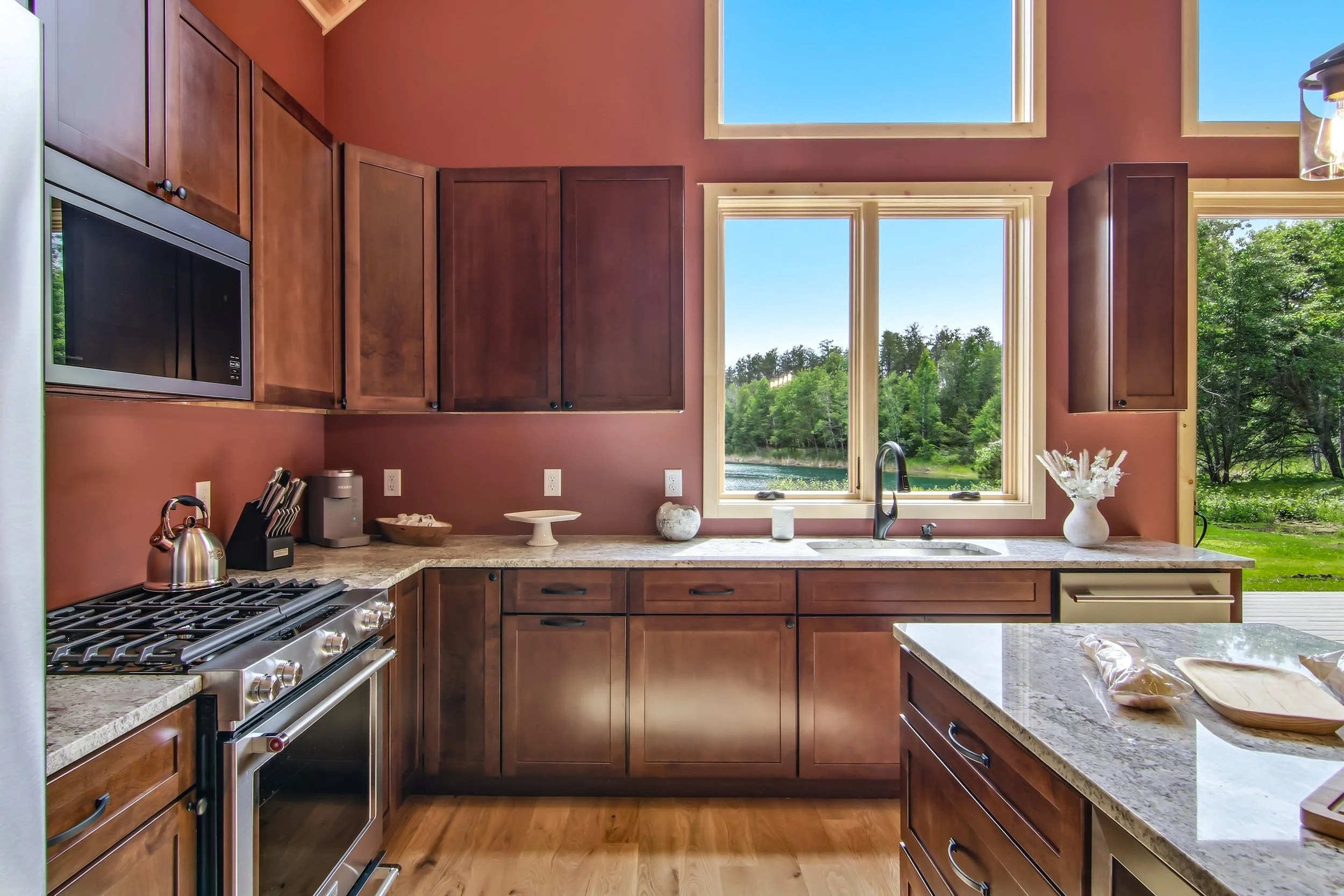 03-Kitchen-2.jpg