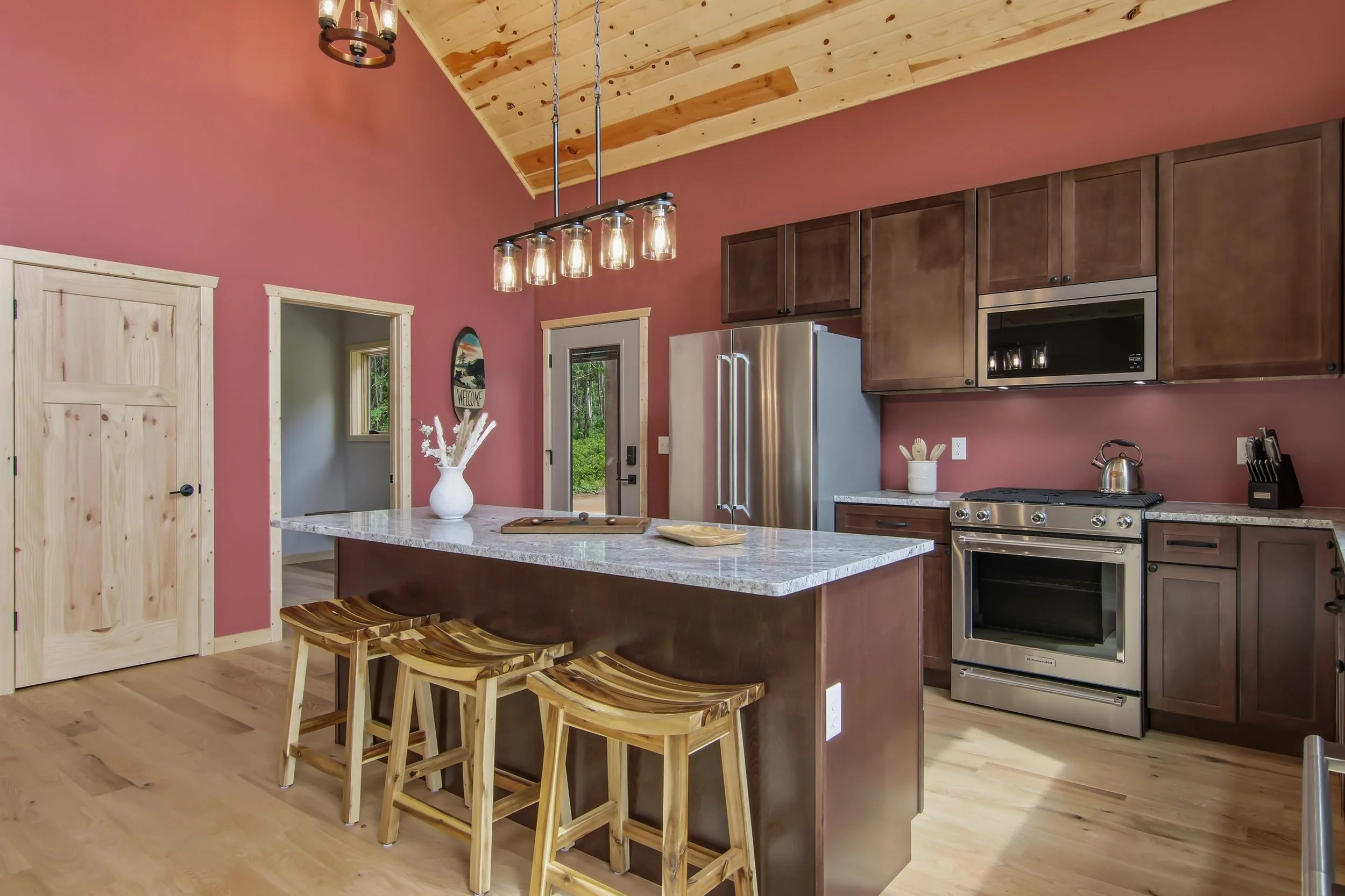 03-Kitchen-5.jpg