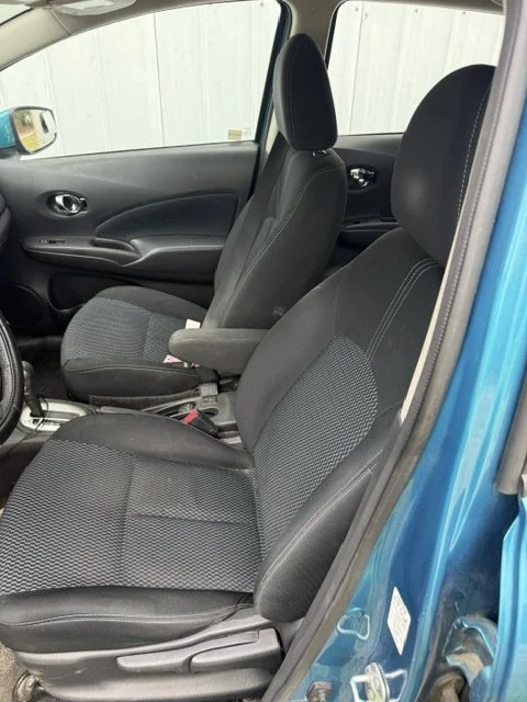 Front seats, 2016 Nissan Versa Note S, used car, backup camera