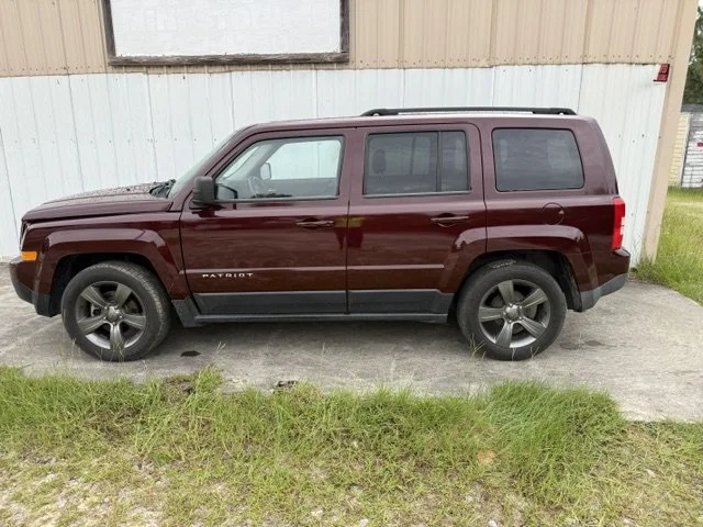 2014 Jeep Patriot side