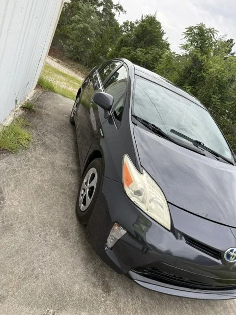 2013 Toyota Prius front