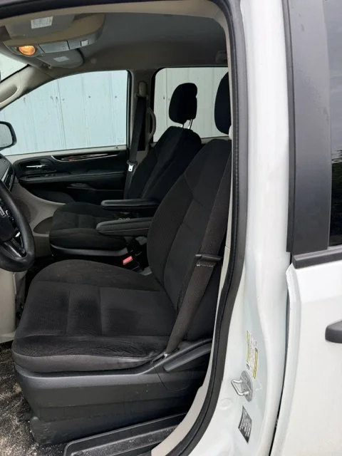 2019 Dodge Grand Caravan front seats