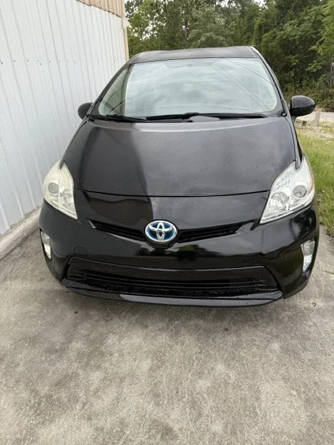 Front 2014 Toyota Prius
