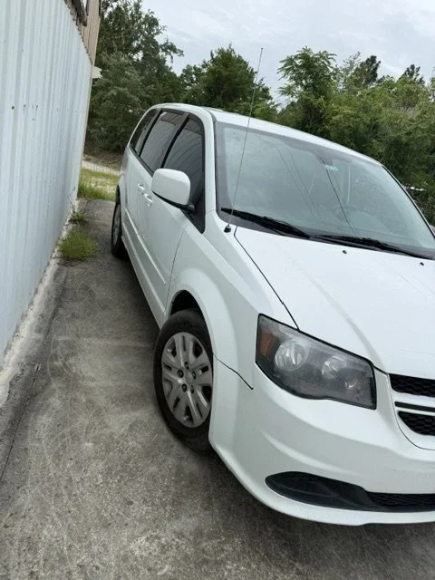 2019 Dodge Grand Caravan front
