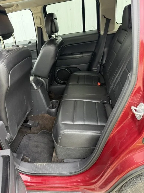 2014 Jeep Patriot back seats