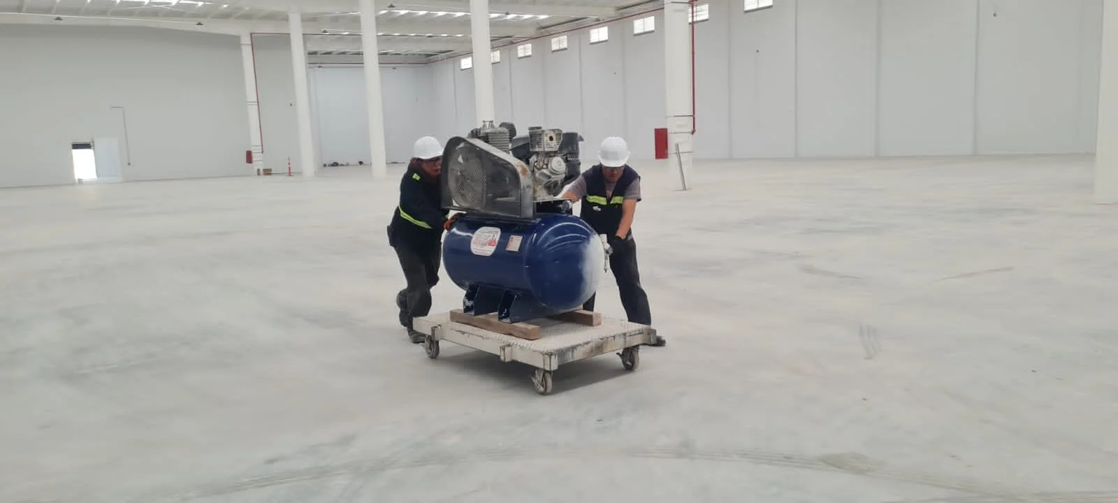 PHOTO-2023-12-10-14-09-37 11.jpg