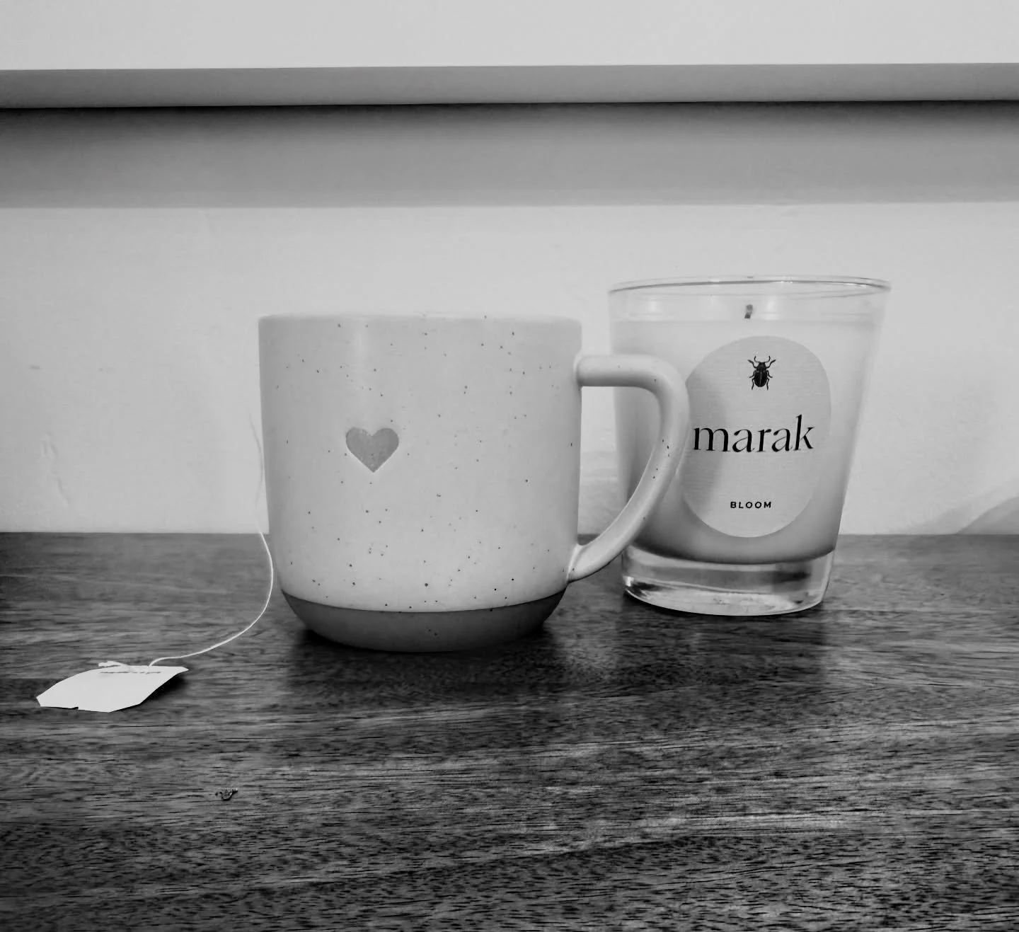 High vibe friends are the ones that remind you sometimes having some tea and lighting a candle doesn&rsquo;t mean your ambition is slowing down 🌟 it&rsquo;s just a reset when you need it 🪴

Cute coffee cup gifted by @posesandroses 
@marakfragrances