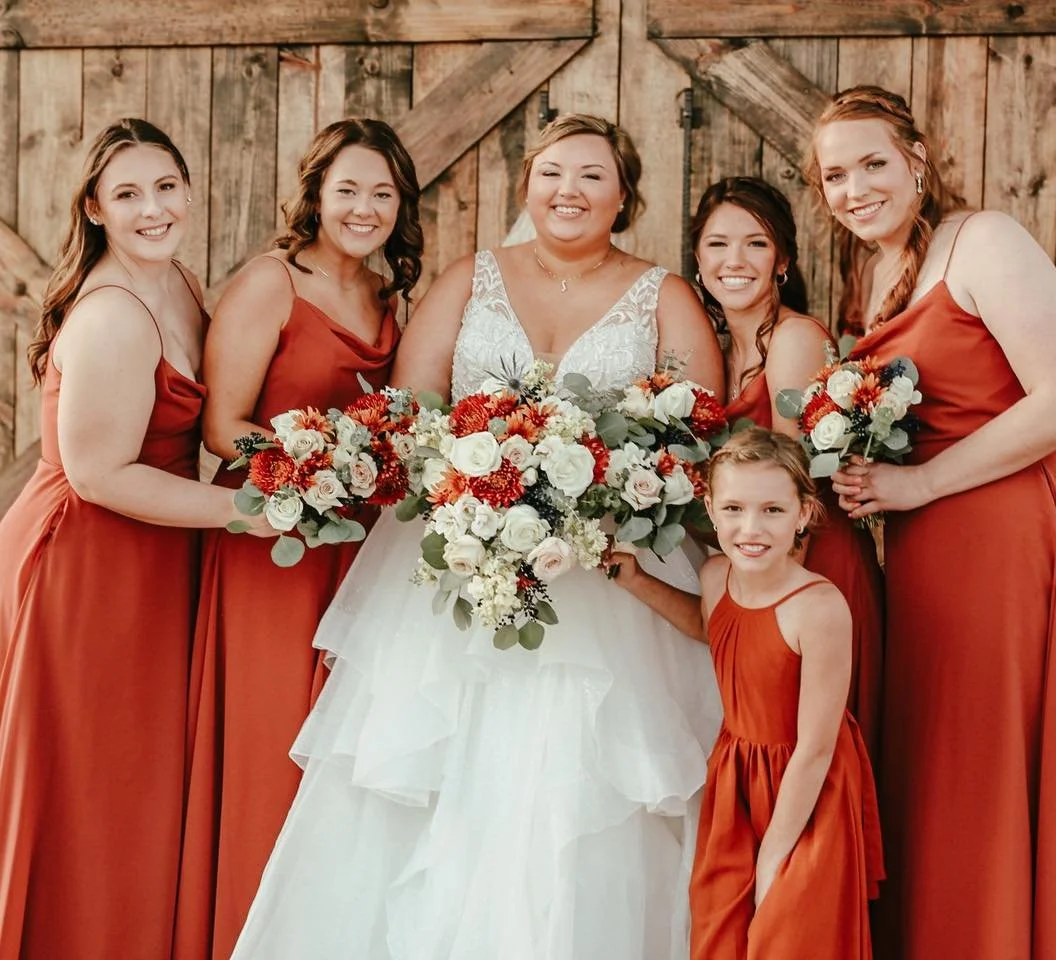 Finally feeling all the fall vibes! 🍂🤎🧡

📸 Radiant Rose Photography
💒 High Point Ridge