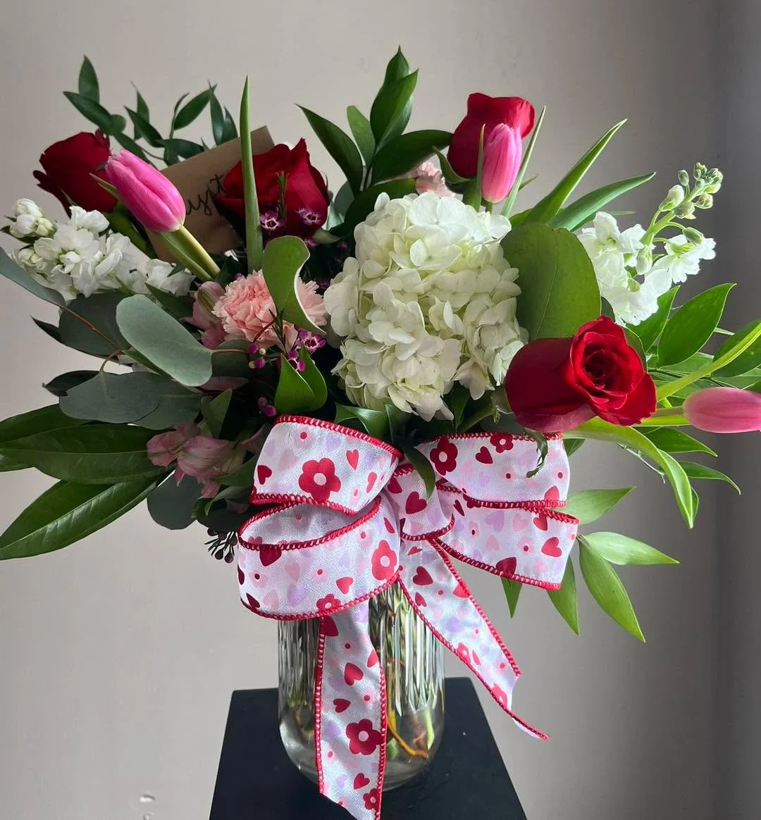 Valentines Arrangements are incoming! Going live on the website soon 👀

Tag someone who might need a reminder to check it out! 😉💐