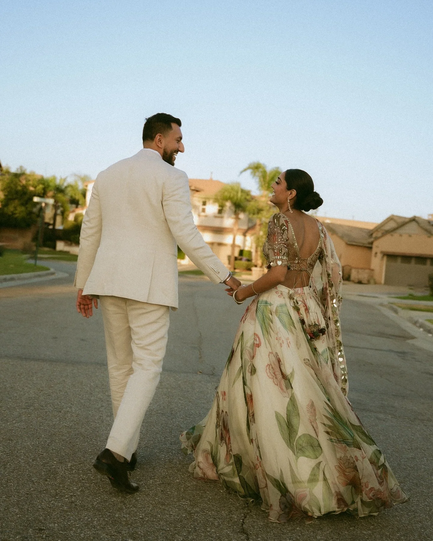 the most dreamy august evening 🫶🏽 ✨
.
.
.
#cinematicengagementphotography #storytellingengagementphotography #losangelesphotographer #sanfranciscophotographer #socalphotographer #bayareaphotographer #engagementphotoshoot #engagementshoot  #engageme