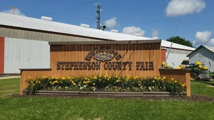 County Fairs: A Tradition Worth Supporting Over Temporary Carnivals