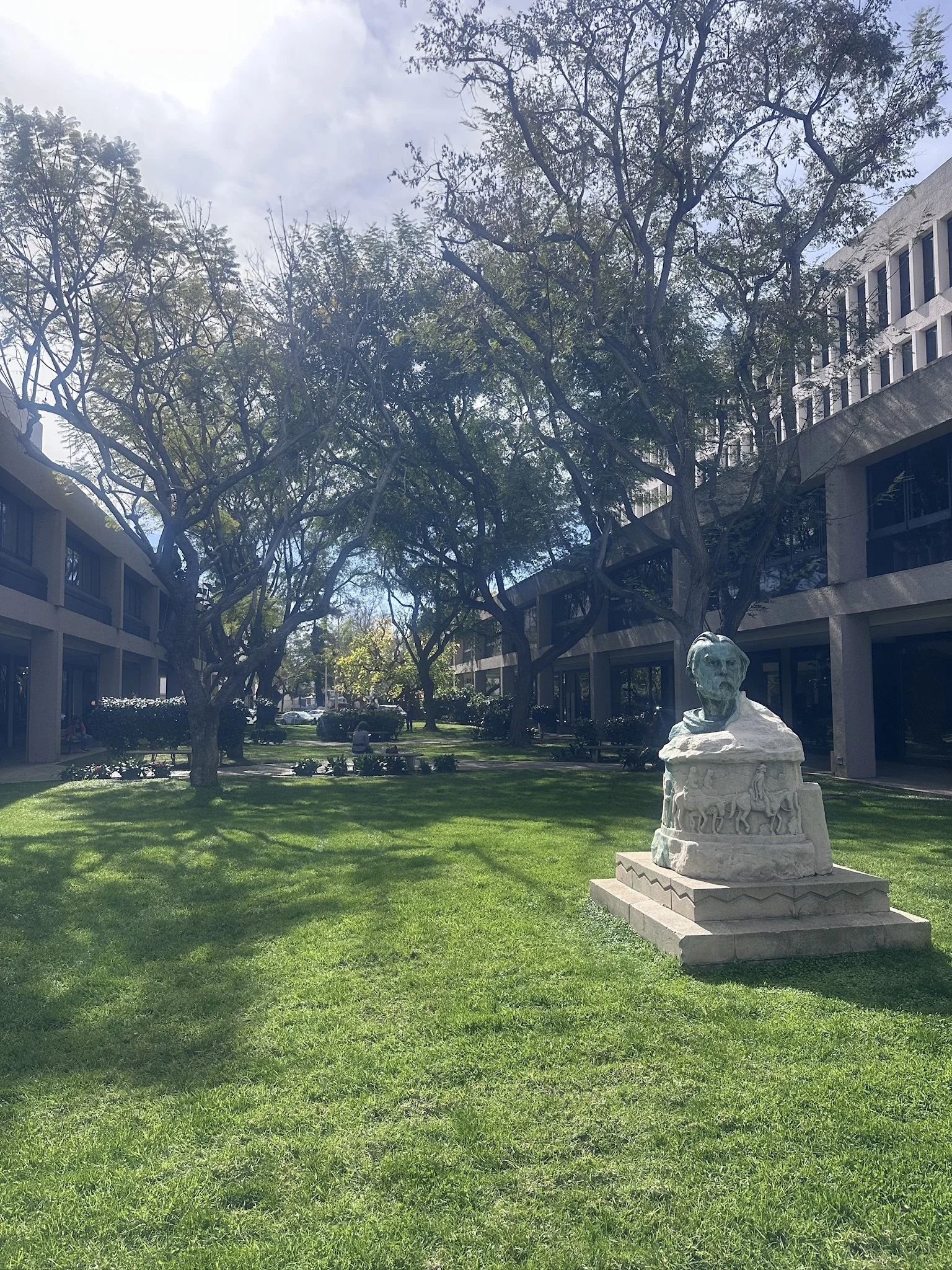 Beacon Psychotherapy Office — Carthay Square, Los Angeles