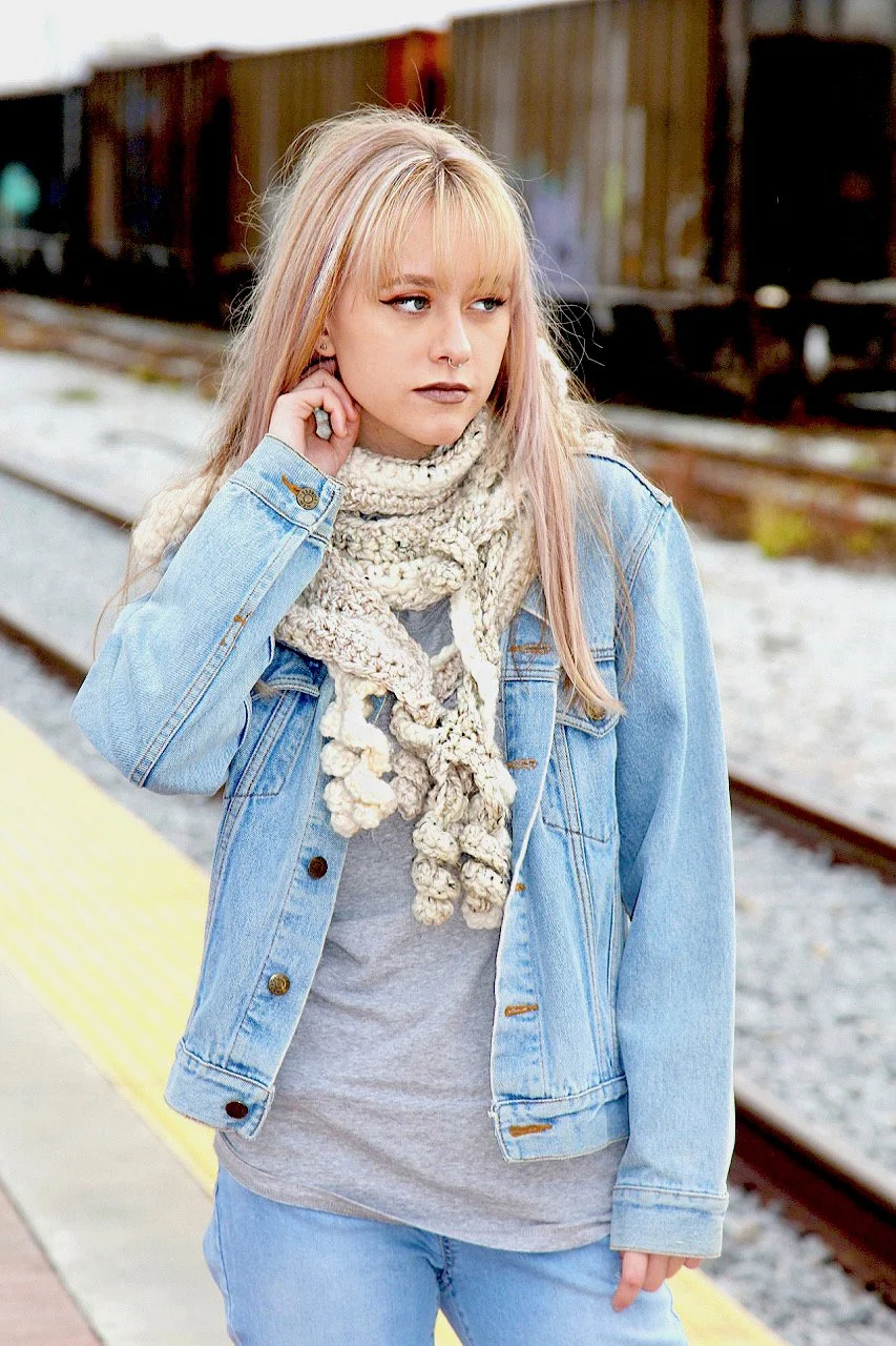 white wacky scarf3.jpeg