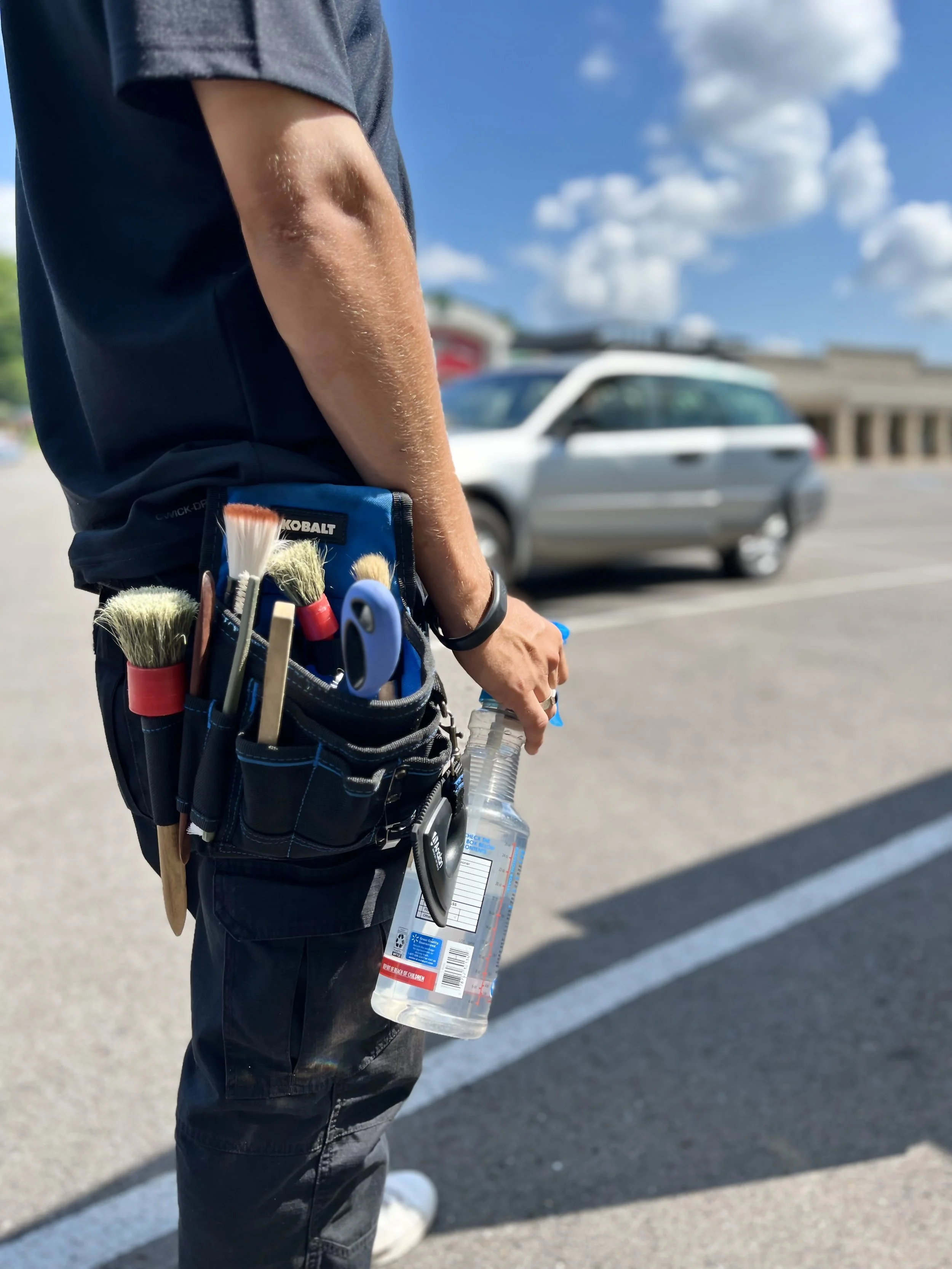 Mobile Detailer doing full detail