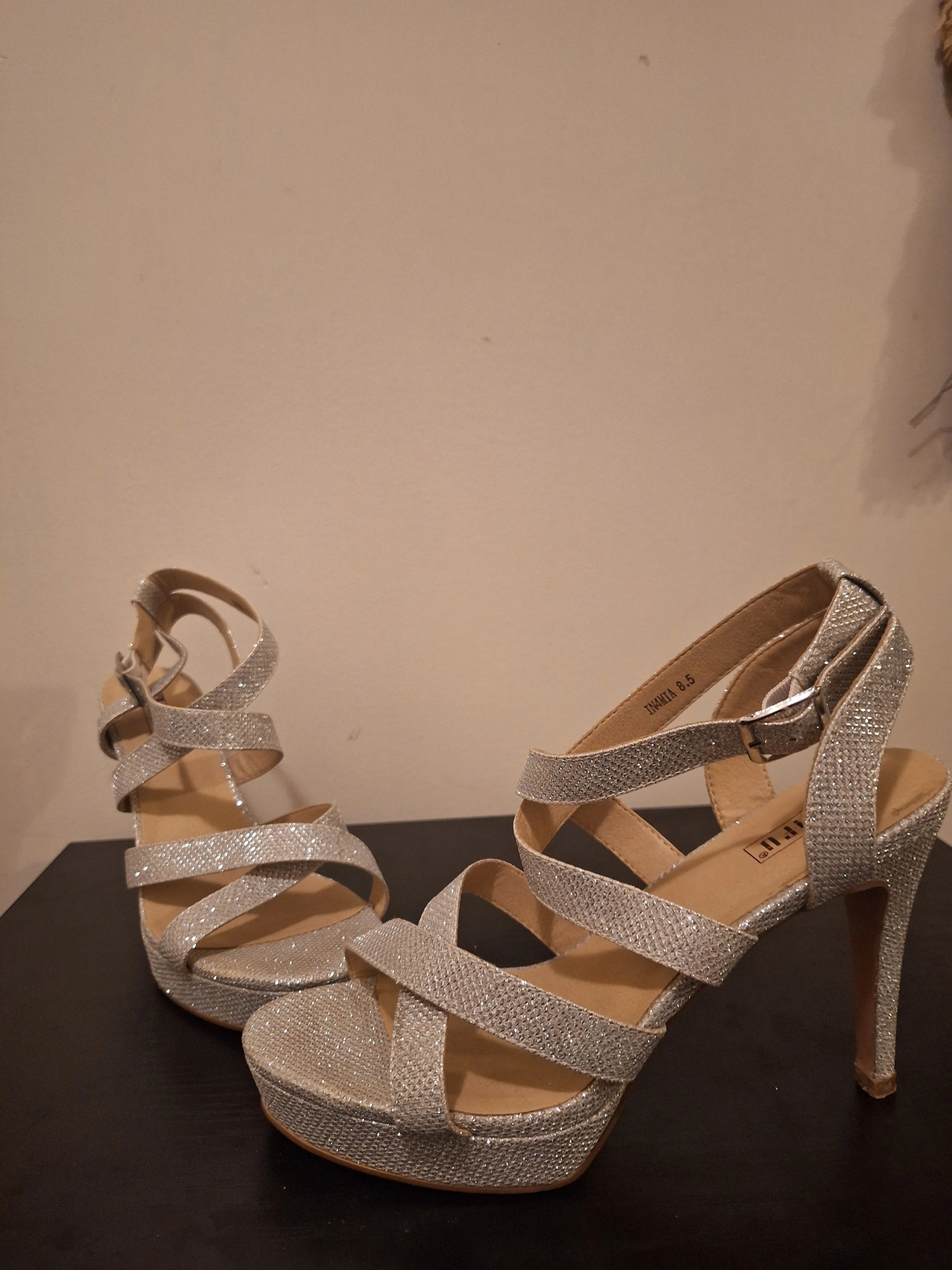 Didifu, Glamorous Silver Platform Heels, Size 8.5