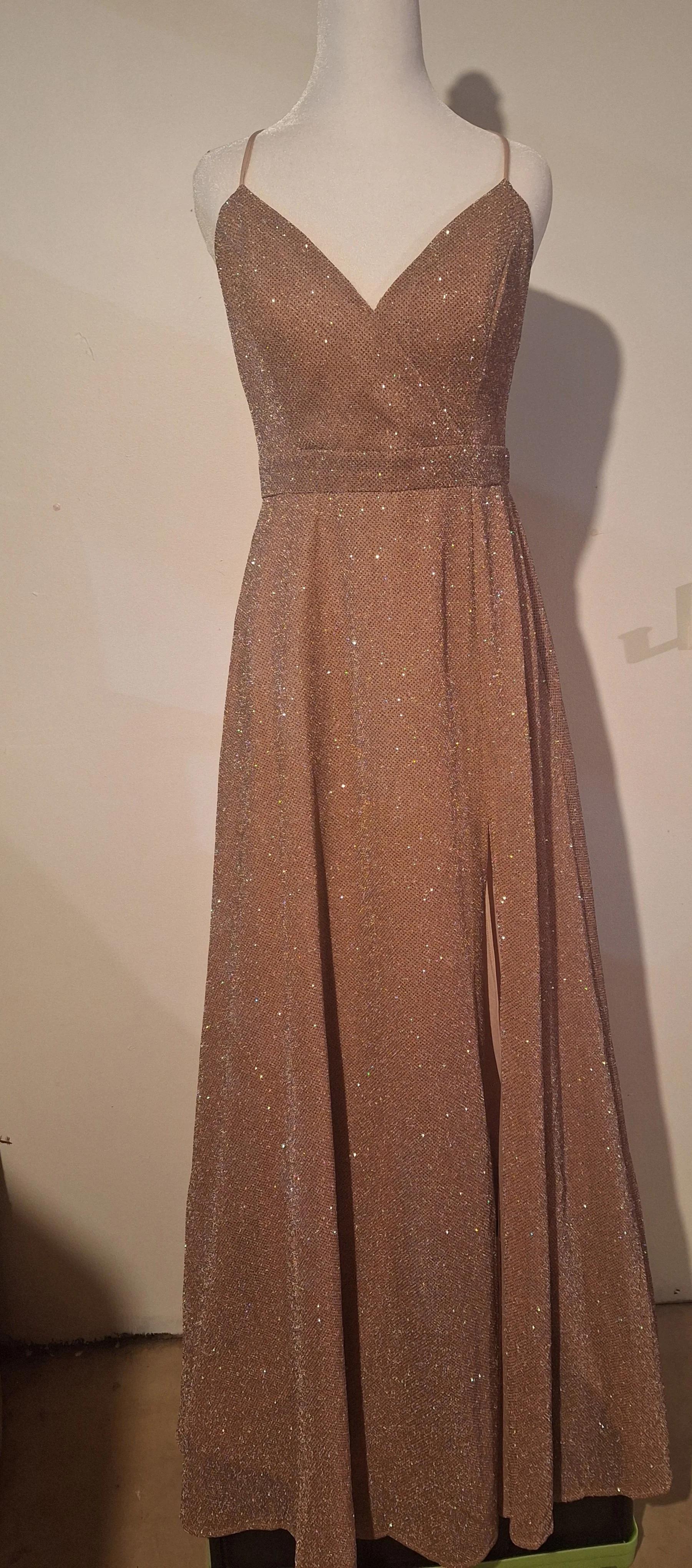 Lulus, Glamorous Shimmering Evening Gown, Size Large