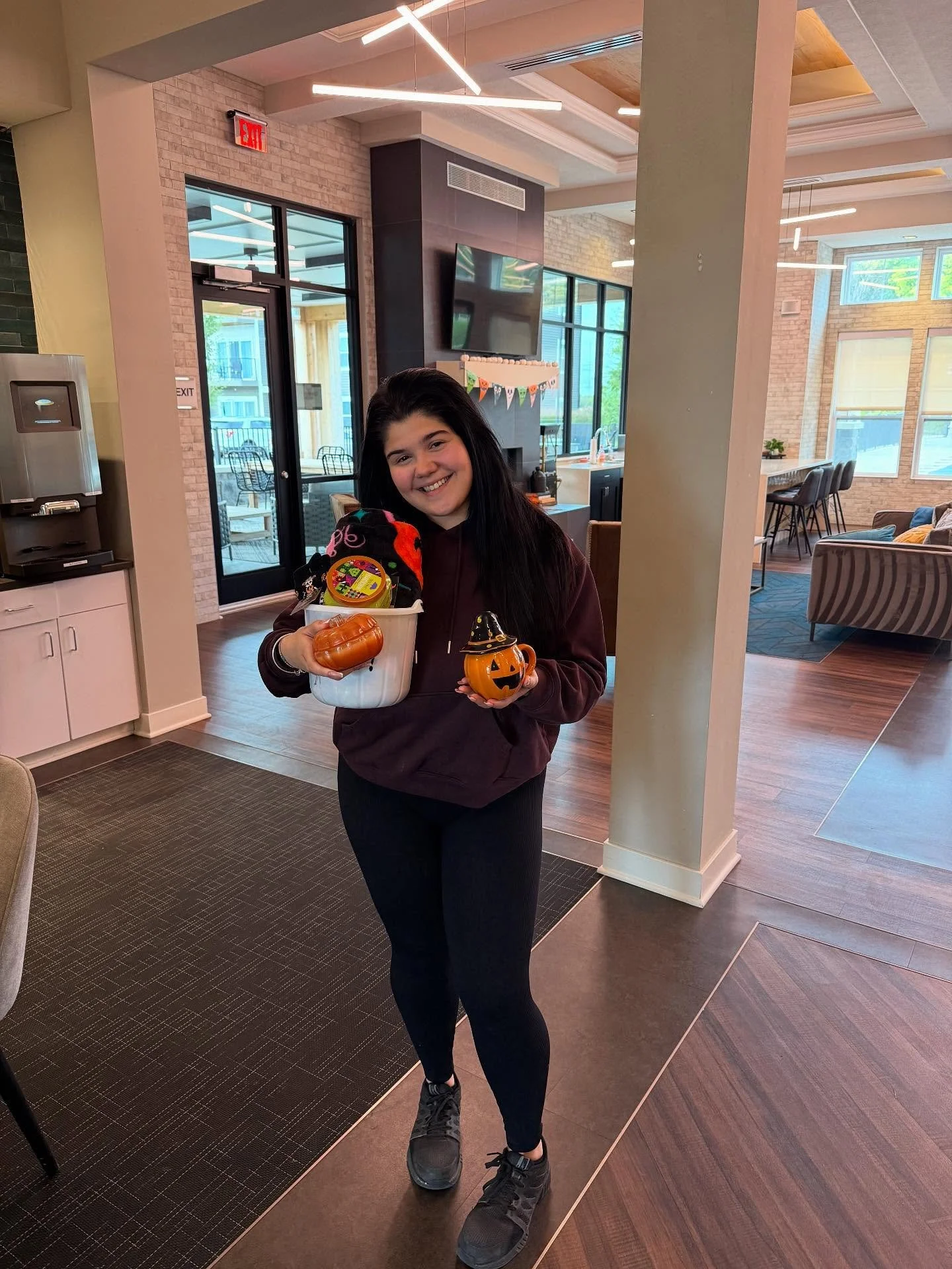🎉 Congrats to the Boo Basket winner! 🎉
We hope you enjoy your spooky goodies! 👻
Keep following us for more exciting giveaways and entries.