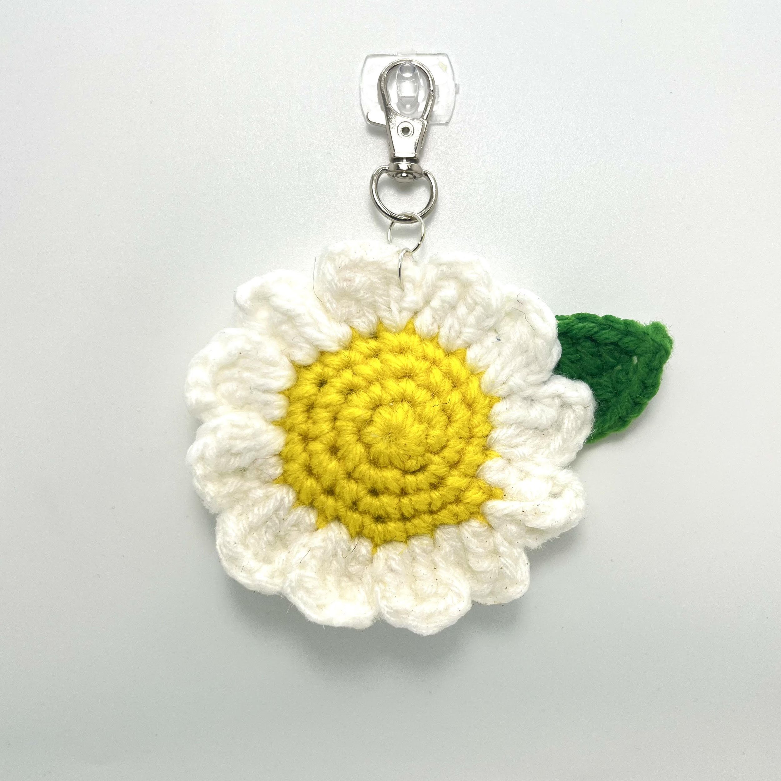 daisy keychain front.jpg