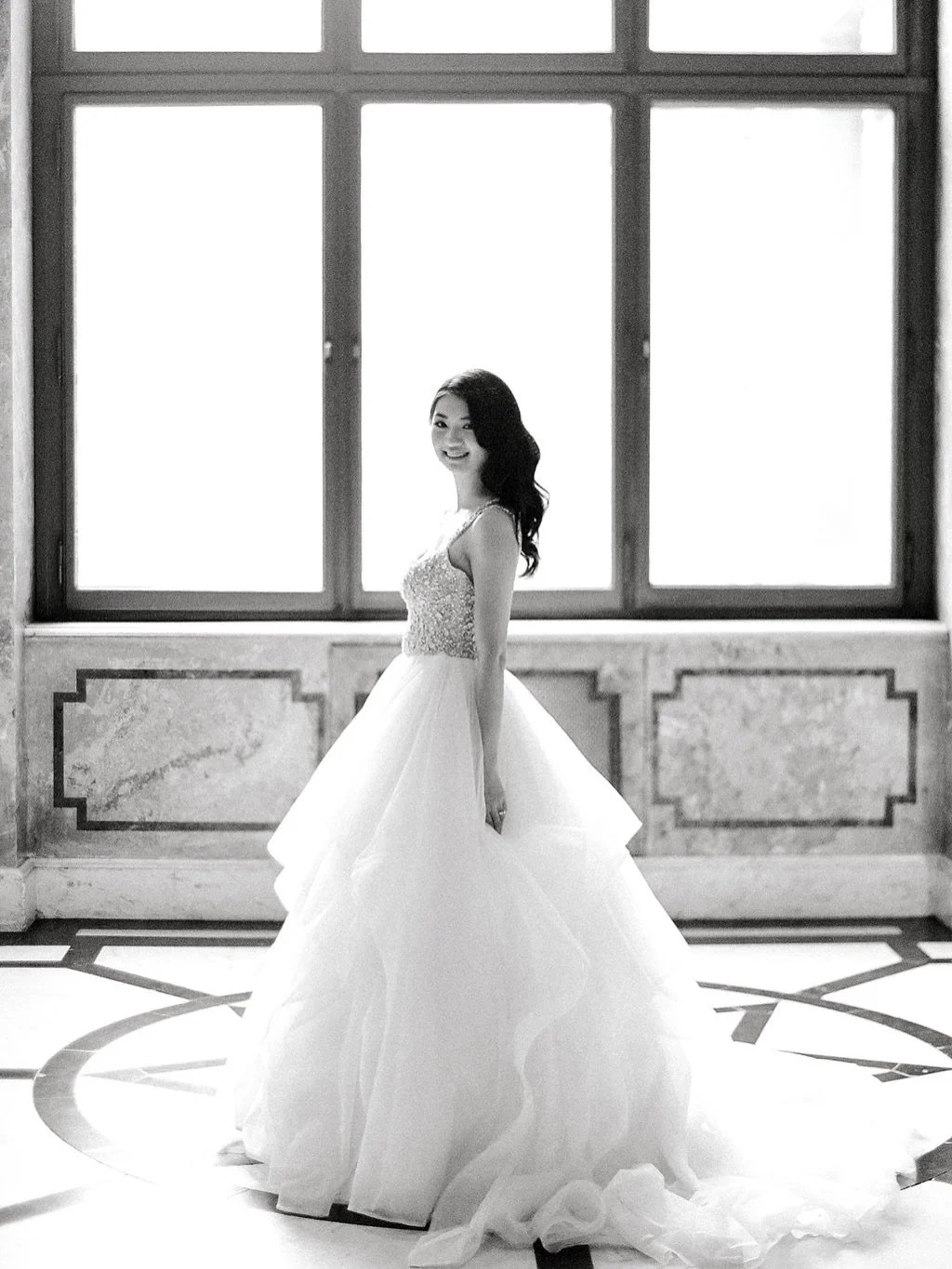 Bridal beauty in Vienna 🤍
We love our beautiful Asian brides.

Photo: @peterandveronika 

#destinationweddingplanner #gettingmarried #destinationweddingaustria
#bestweddingplanner #asianbride